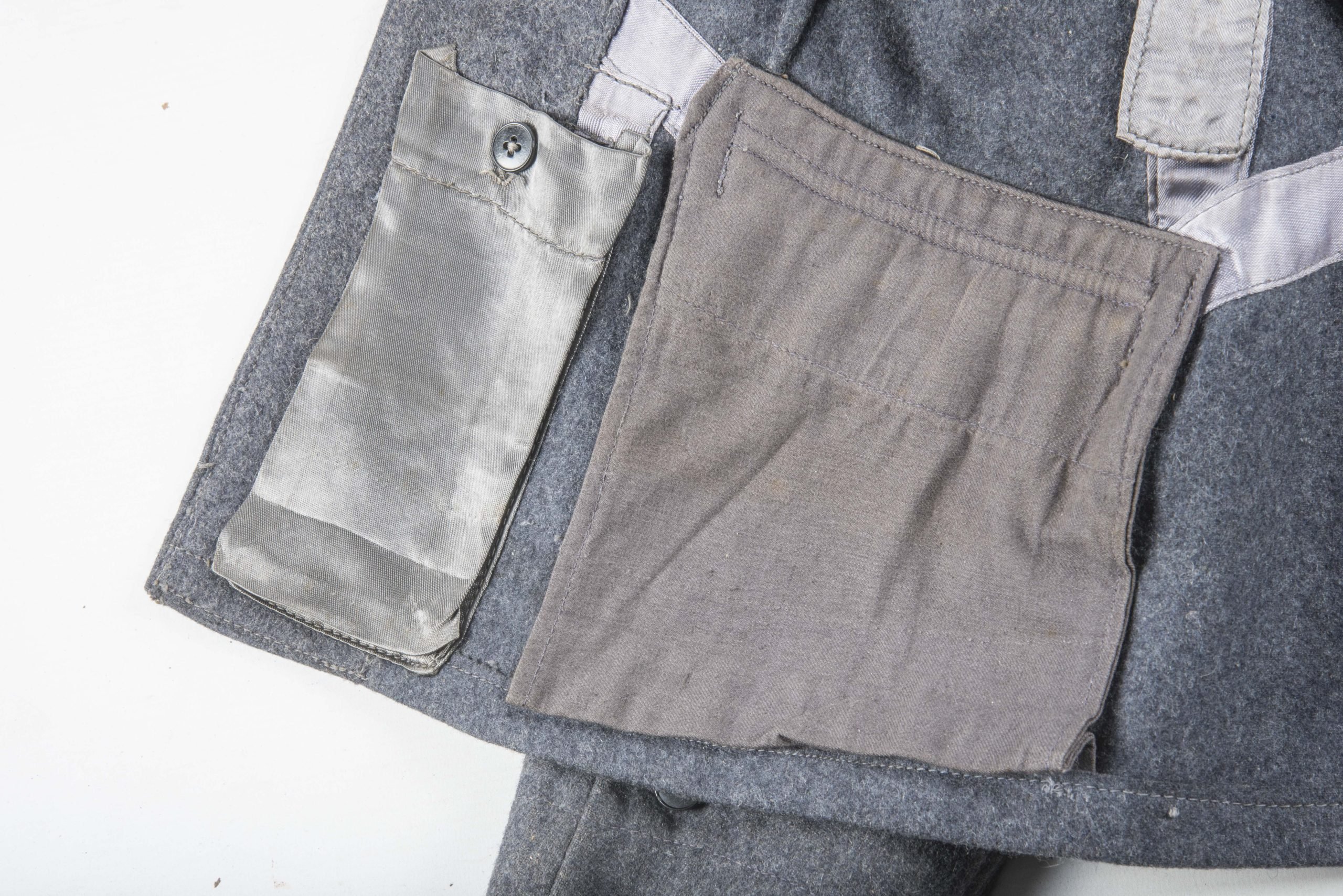 Luftwaffe Fliegerbluse for a Oberfeldwebel der Flieger or Fallschirmjäger — image 13