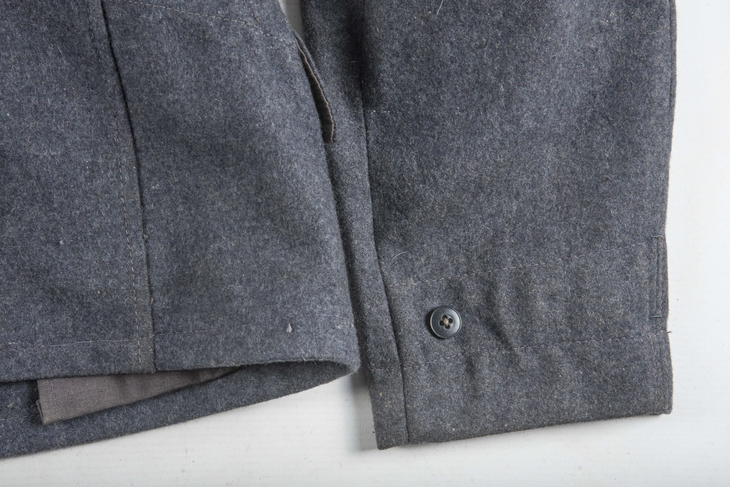 Luftwaffe Fliegerbluse for a Oberfeldwebel der Flieger or Fallschirmjäger — image 16