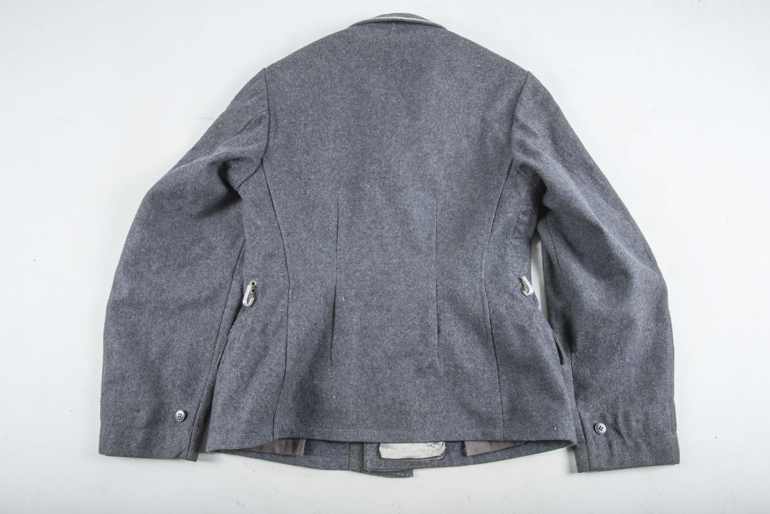 Luftwaffe Fliegerbluse for a Oberfeldwebel der Flieger or Fallschirmjäger — image 18