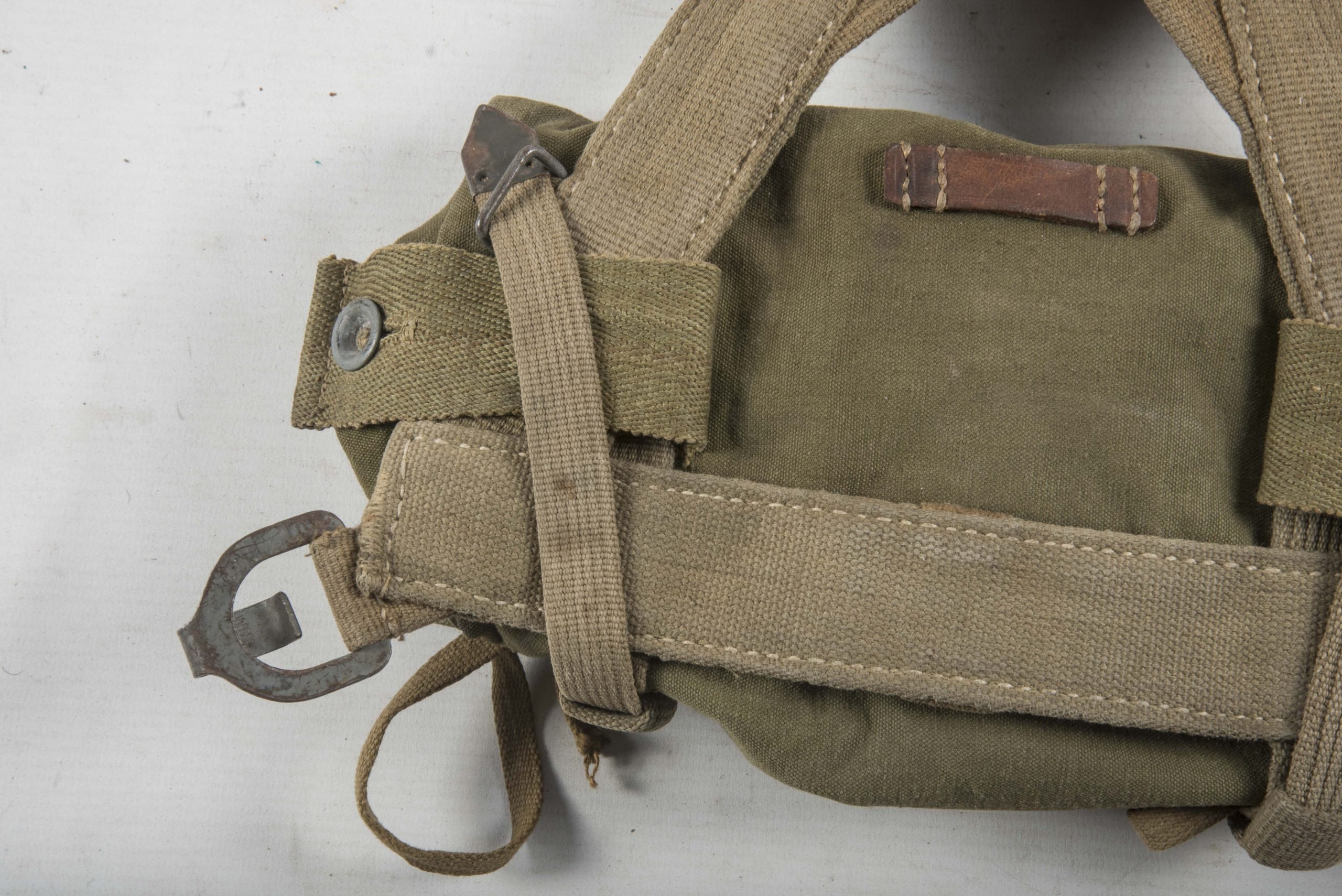 Tropical A-frame with bag — image 19