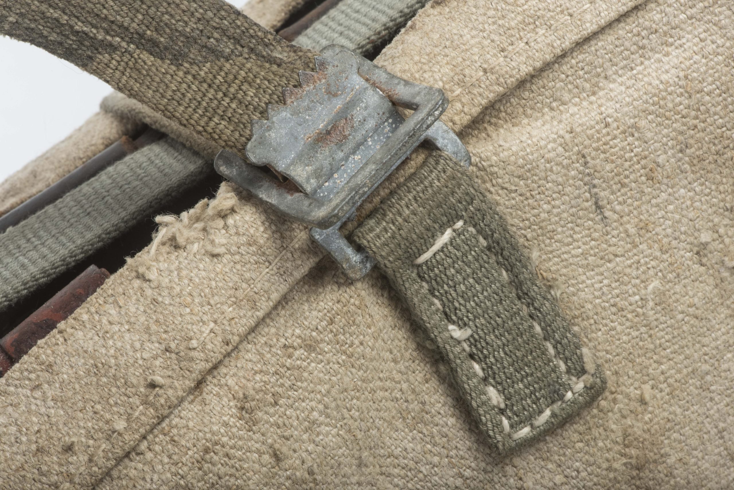 Rare late war MG34 u. MG42 ammunation case carrying bag — image 16