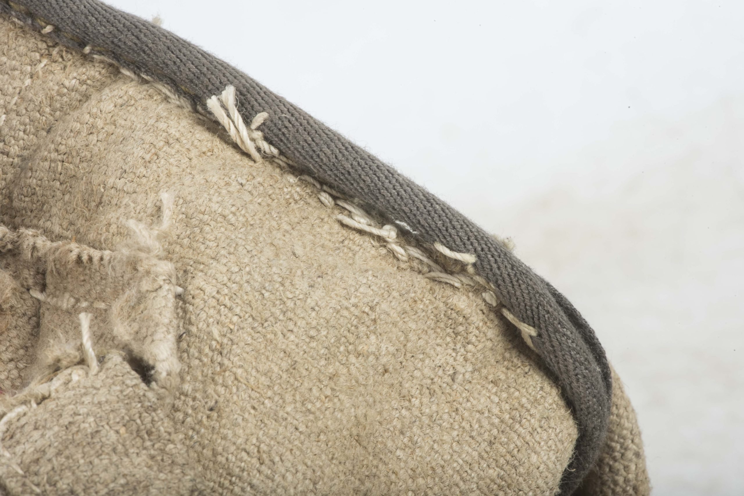 Rare late war MG34 u. MG42 ammunation case carrying bag — image 25