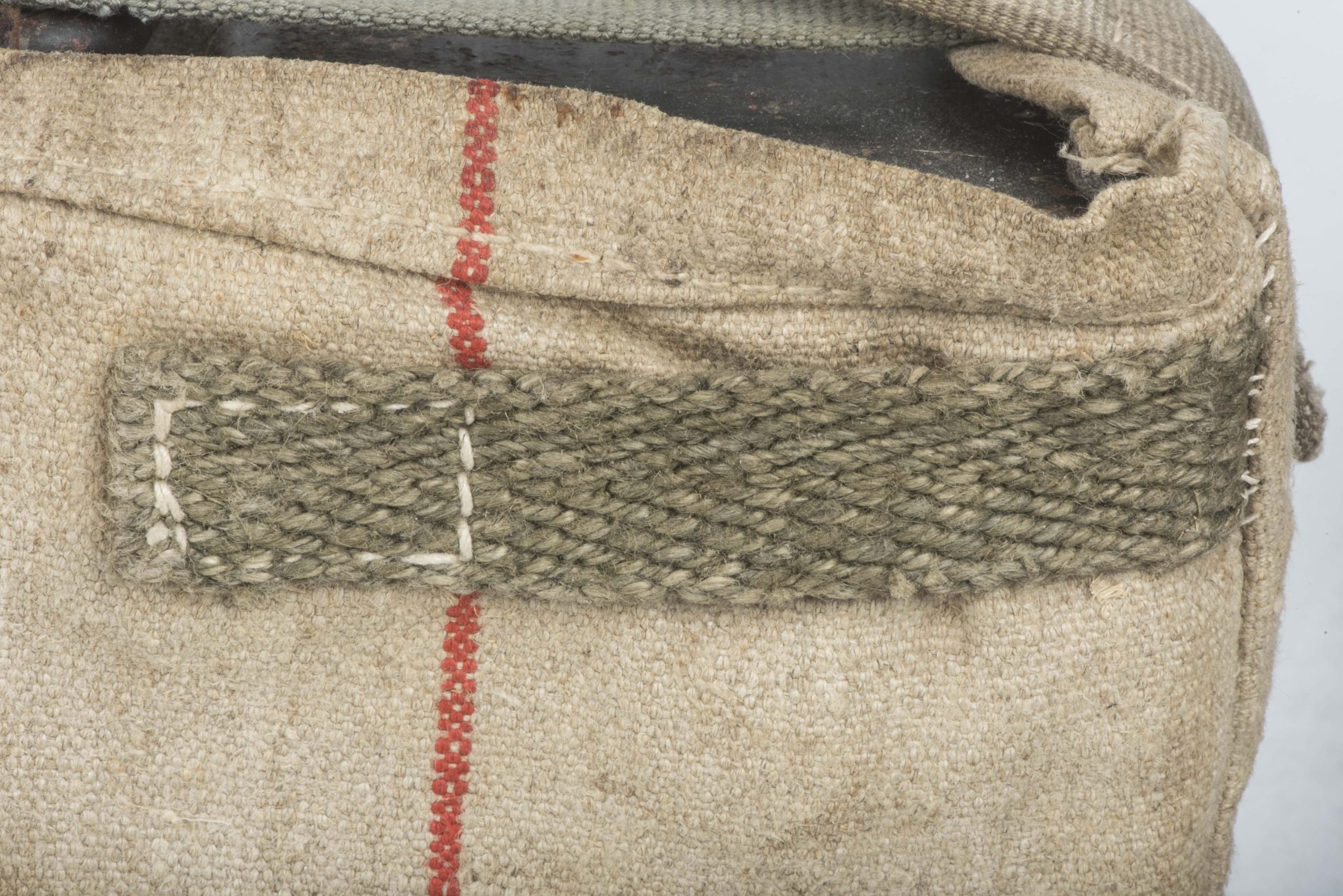 Rare late war MG34 u. MG42 ammunation case carrying bag — image 5
