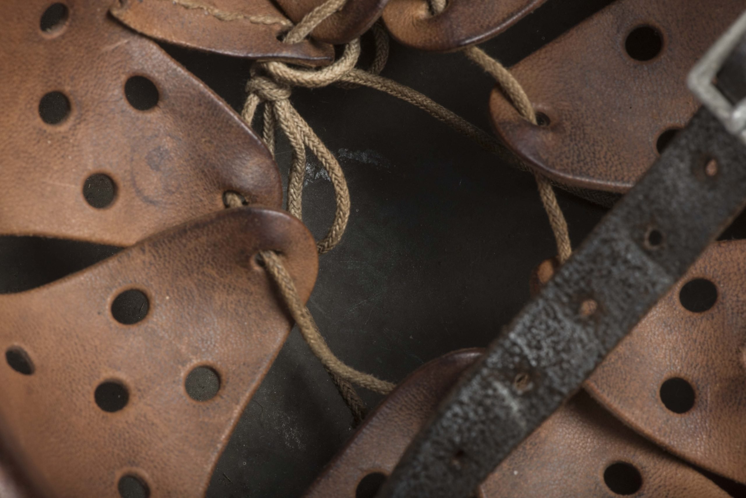 Q66 M35 double decal Heer helmet from Castricum — image 24