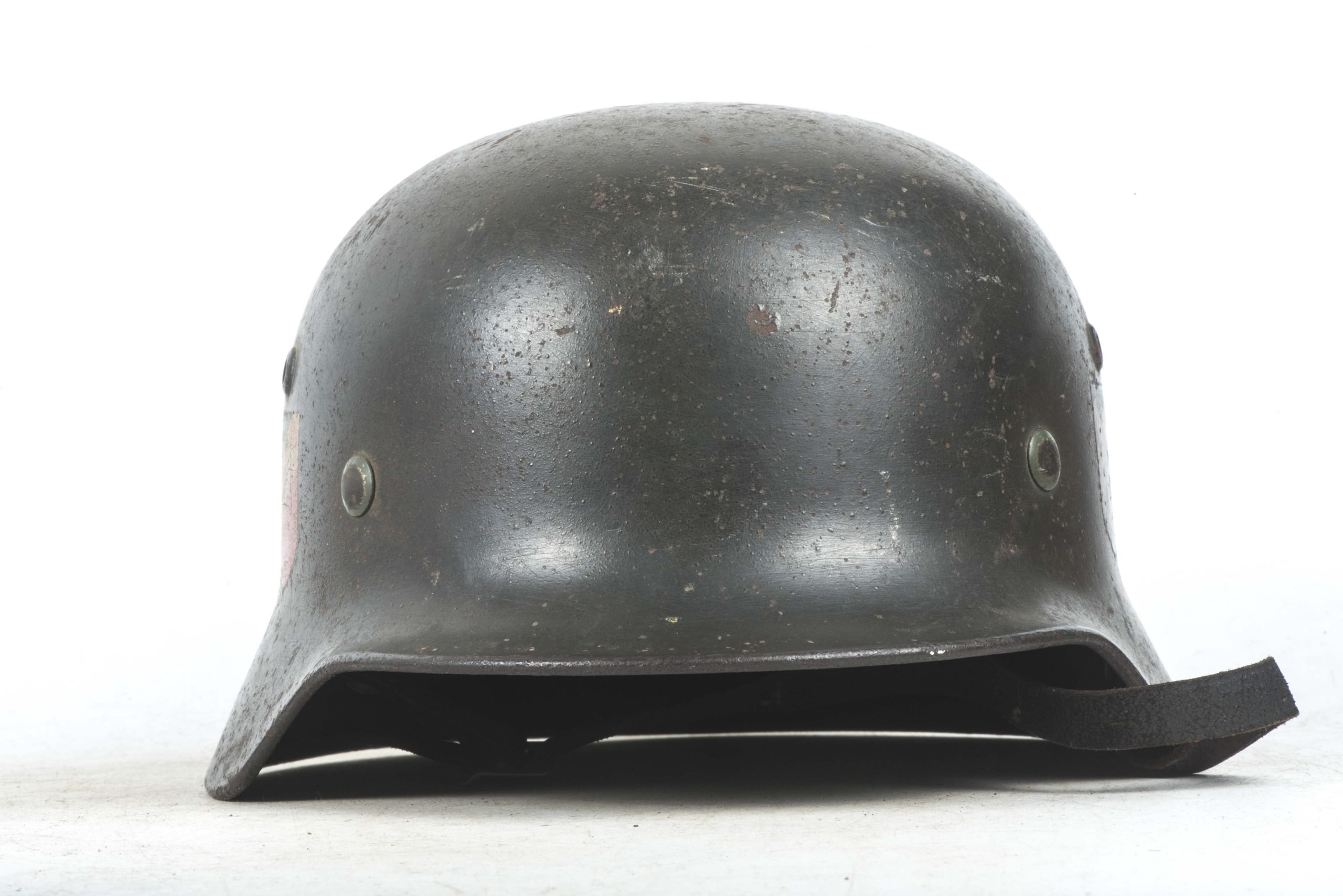 Q66 M35 double decal Heer helmet from Castricum — image 5