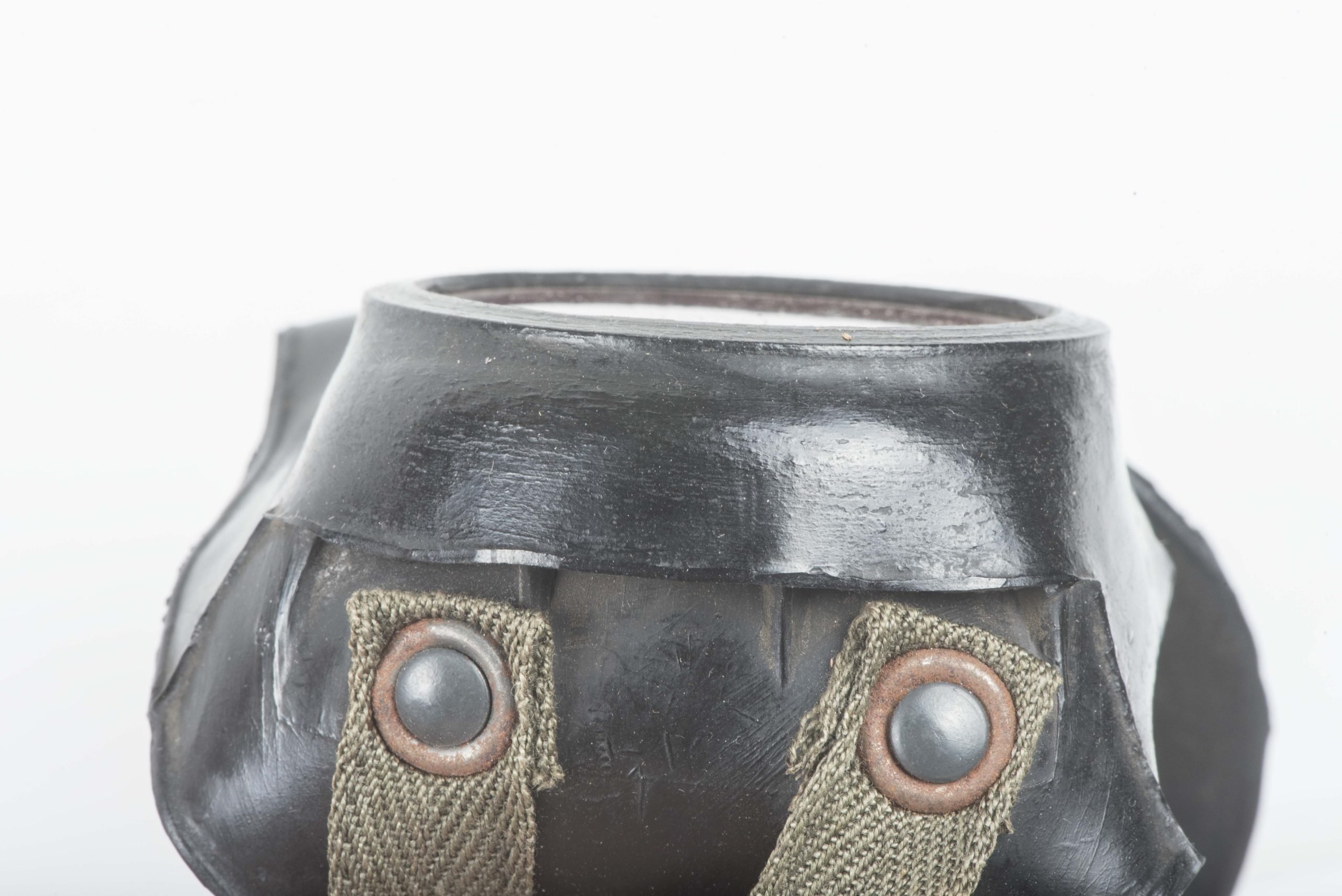 Rubber Auer Neophan dust goggles — image 4