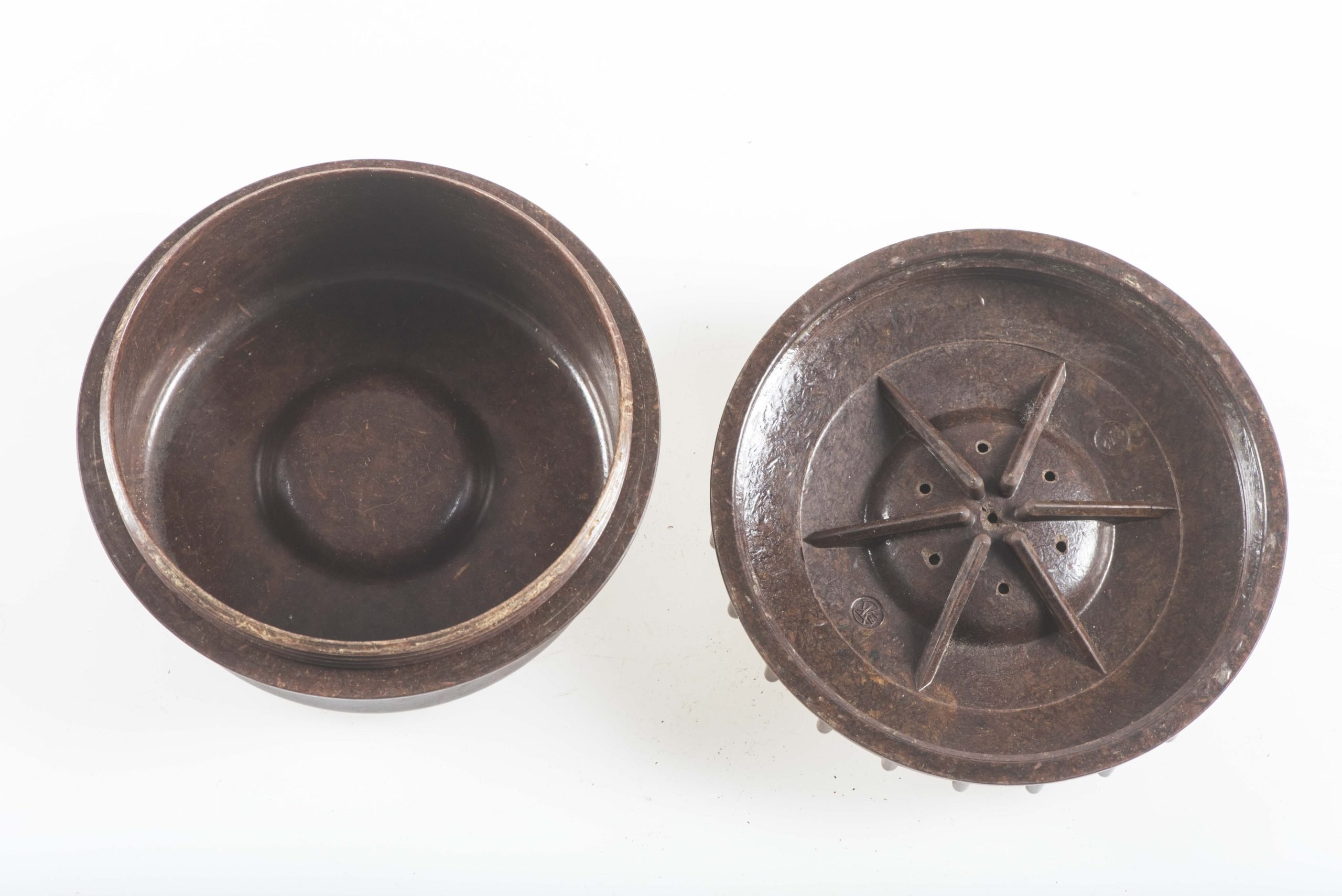Brown salt container marked 1W K 1942 — image 5