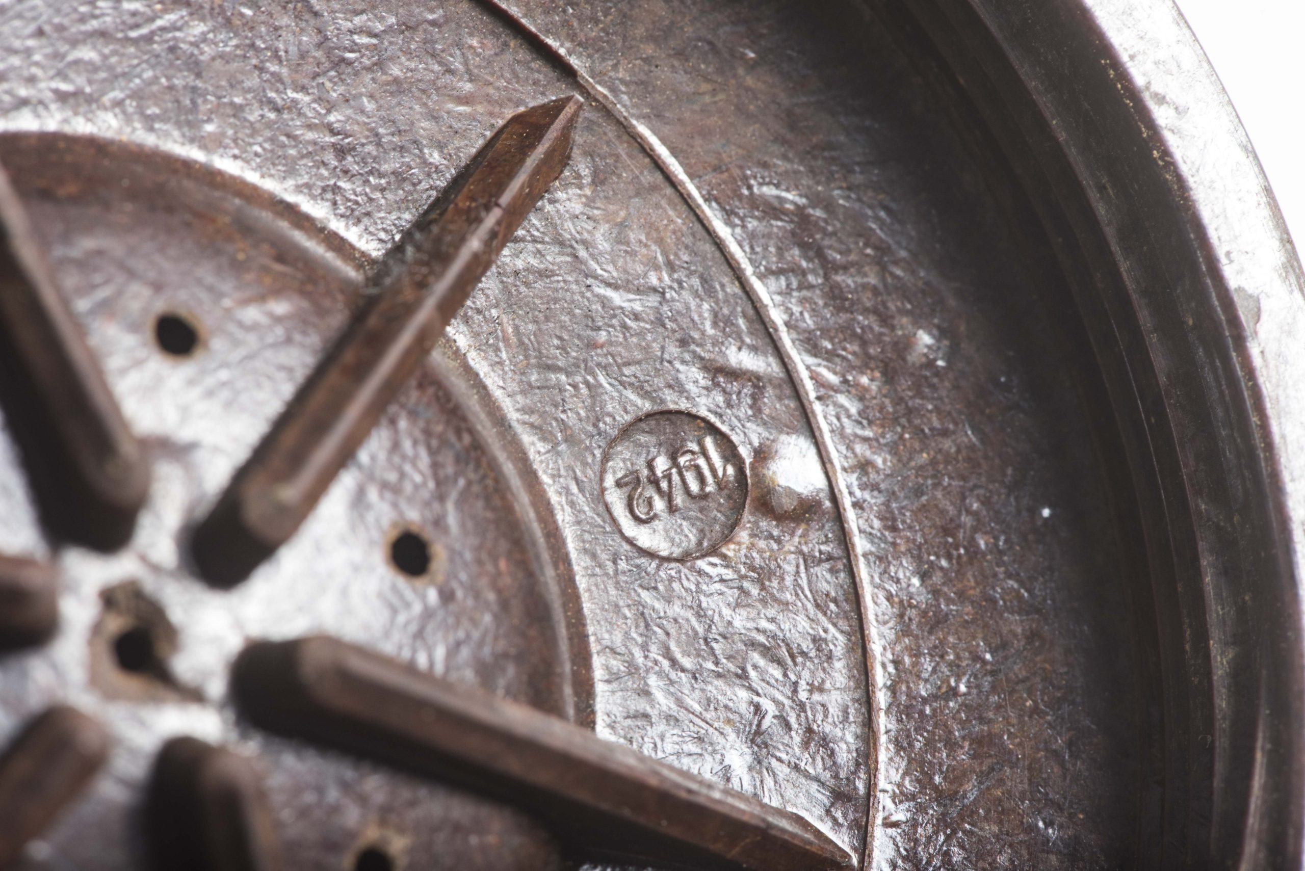 Brown salt container marked 1W K 1942 — image 7