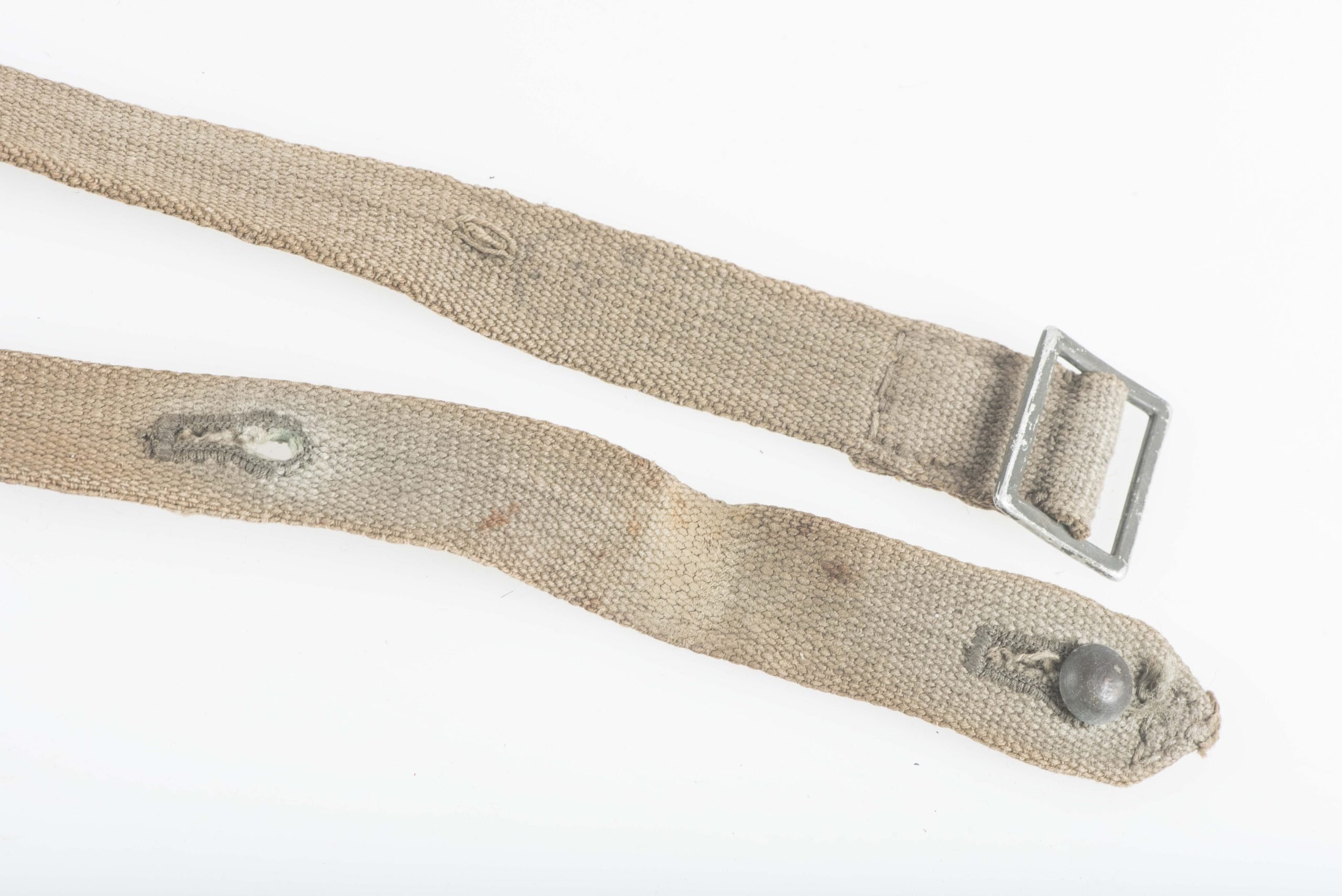 Long pre war gasmask canister strap — image 3