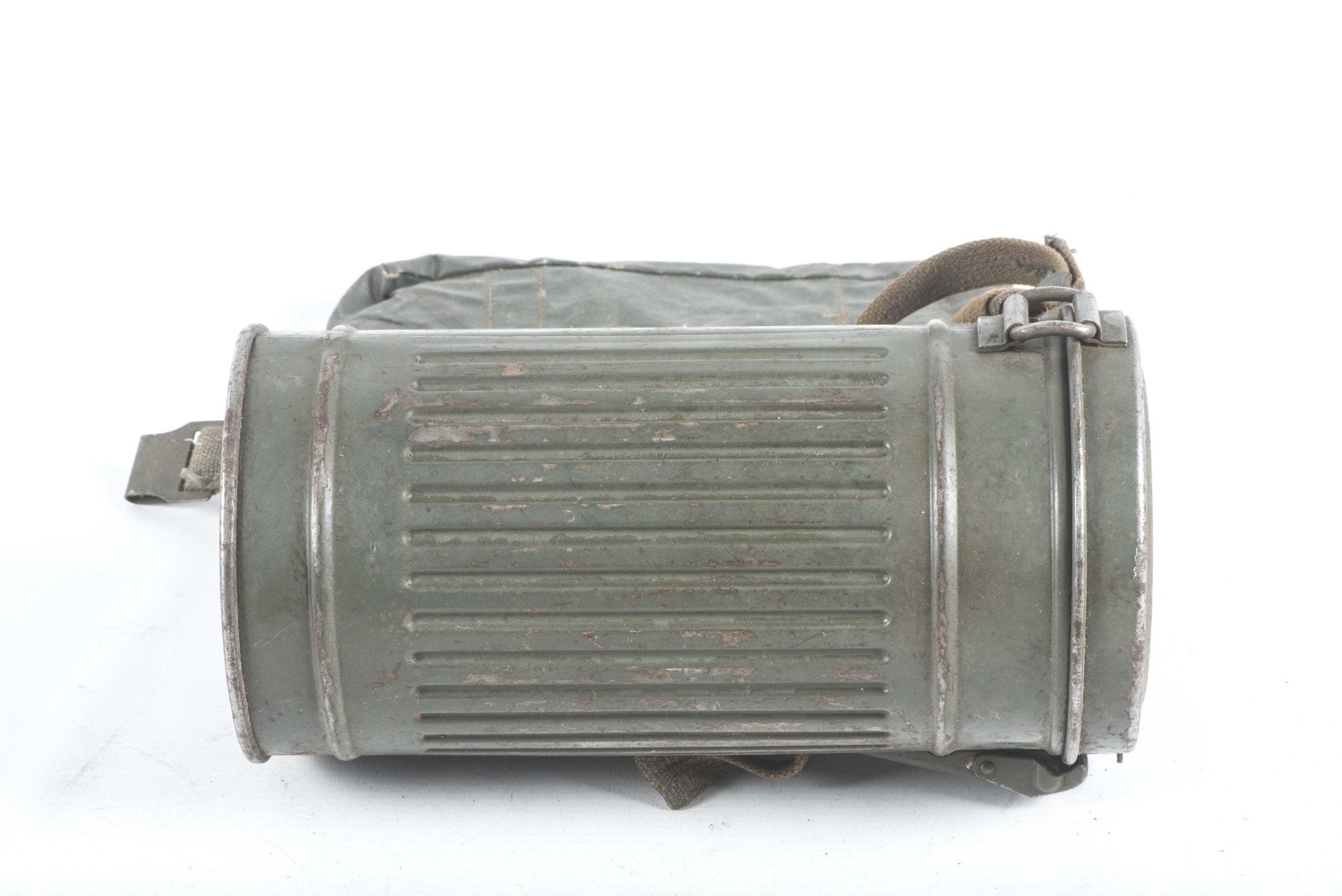 Short M38 gasmask canister set with A2B mask and gascape pouch — image 2