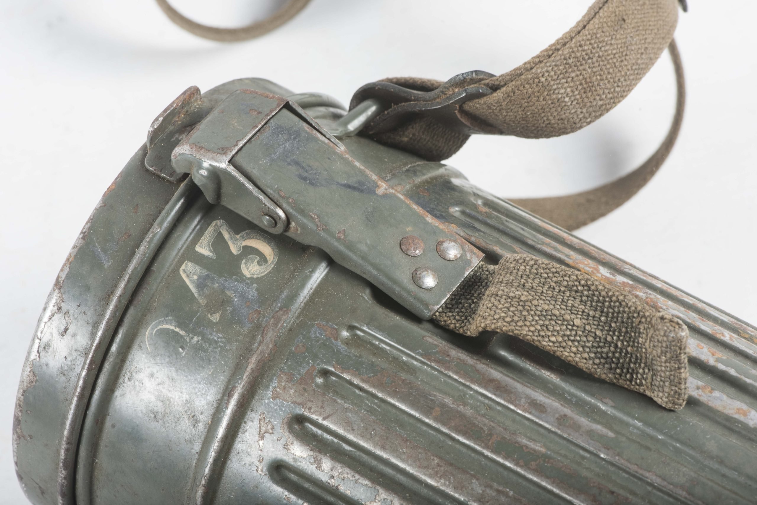 Short M38 gasmask canister set with A2B mask and gascape pouch — image 6