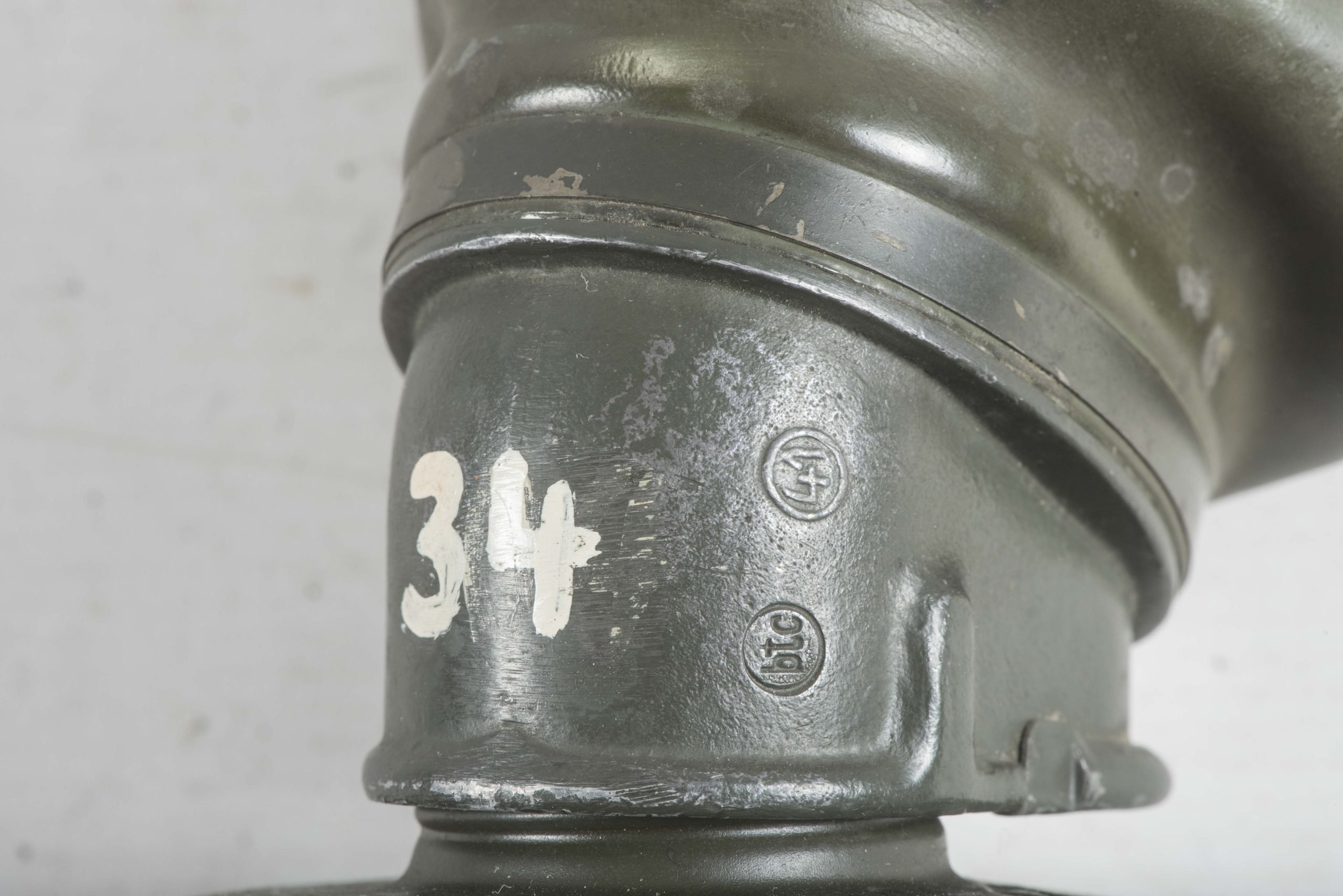 Tall M38 gasmask canister set dated 1943 with green rubber mask — image 15