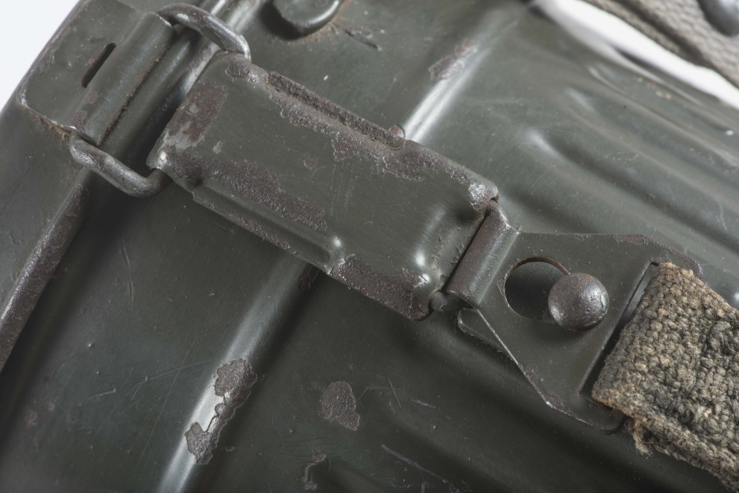 Tall M38 gasmask canister set dated 1943 with green rubber mask — image 5