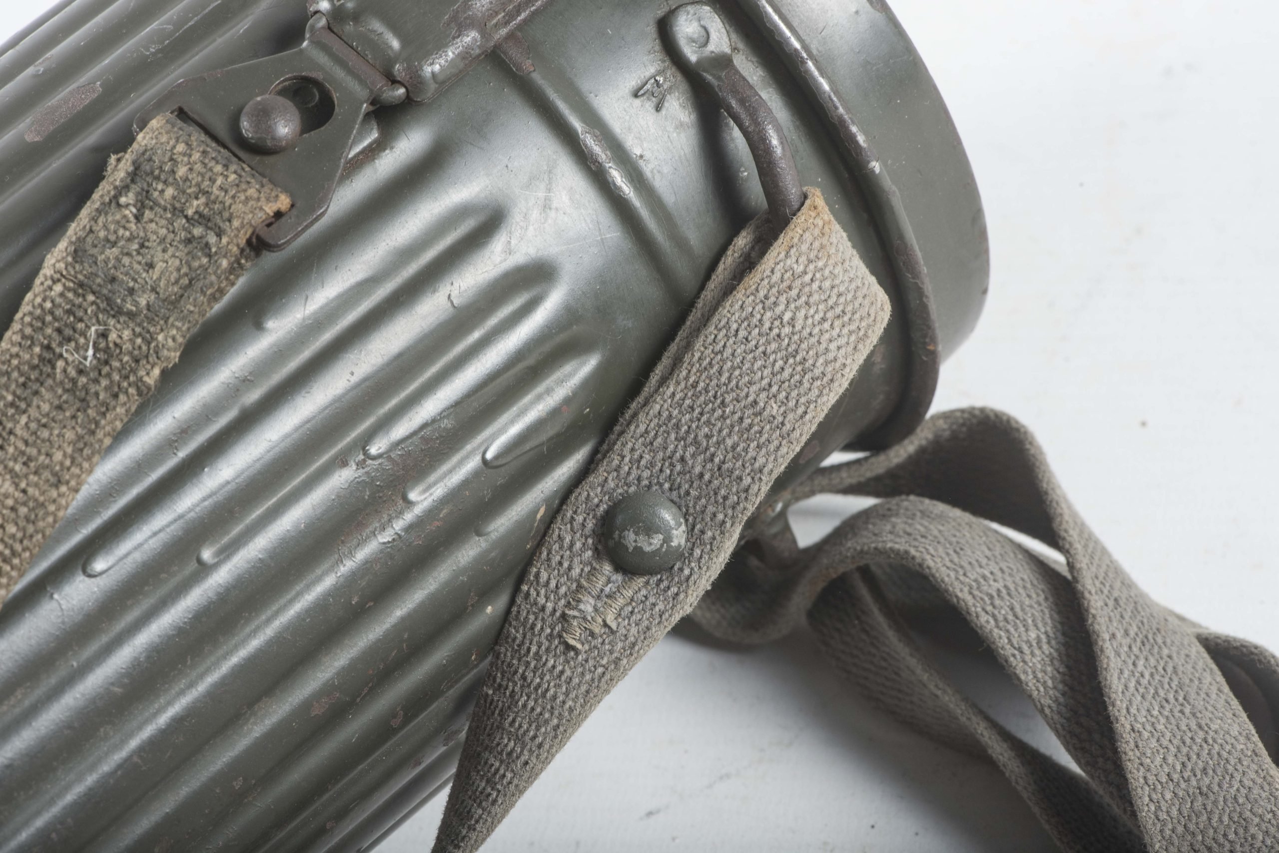 Tall M38 gasmask canister set dated 1943 with green rubber mask — image 7