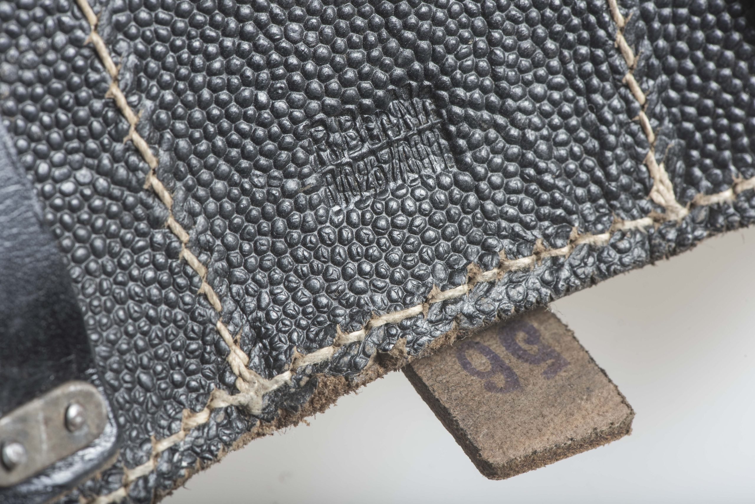 K98 ammunition pouch marked R.Btr. Nr. 0/0267/000 — image 3