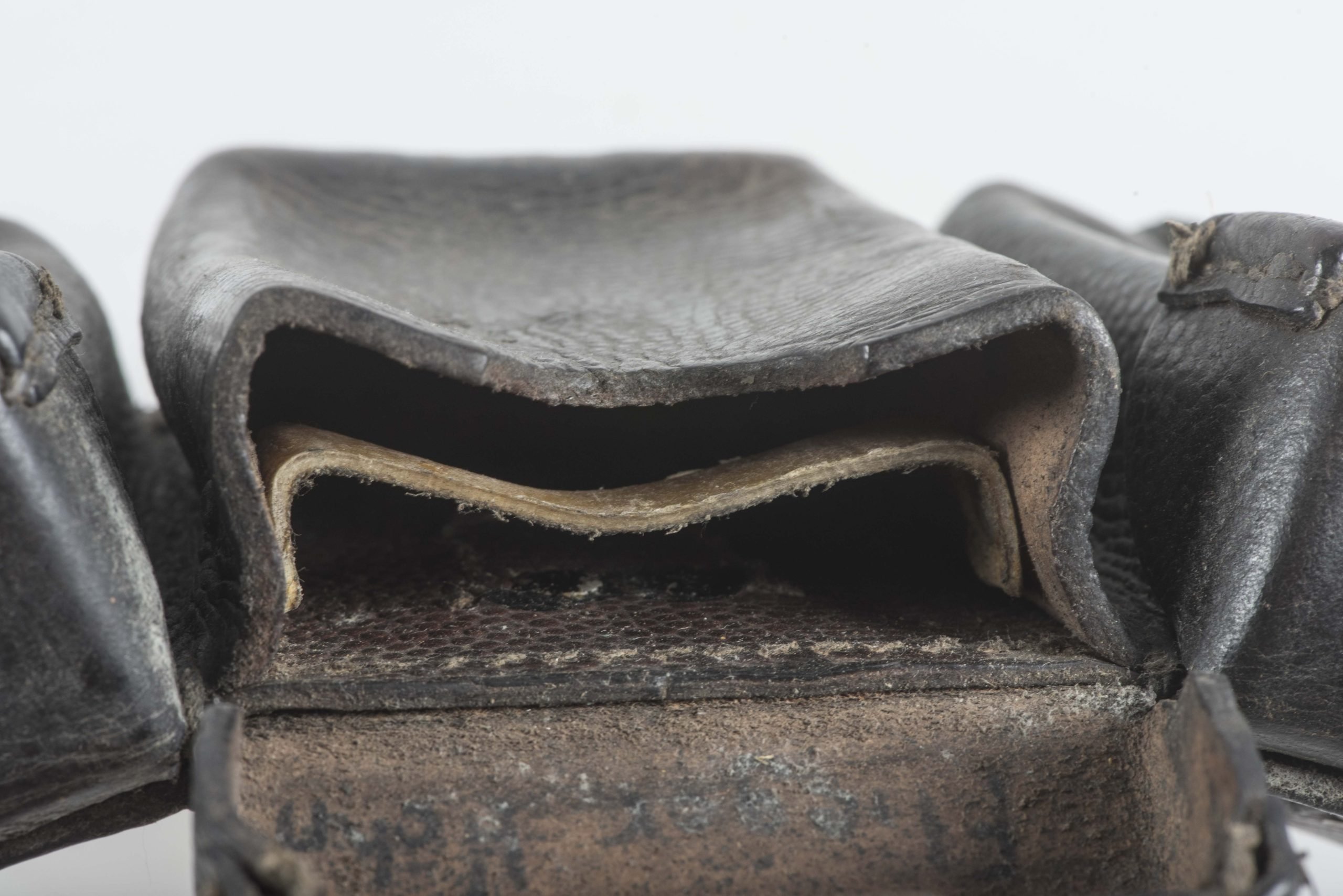 K98 ammunition pouch marked Stecher Freiberg 1939 — image 7
