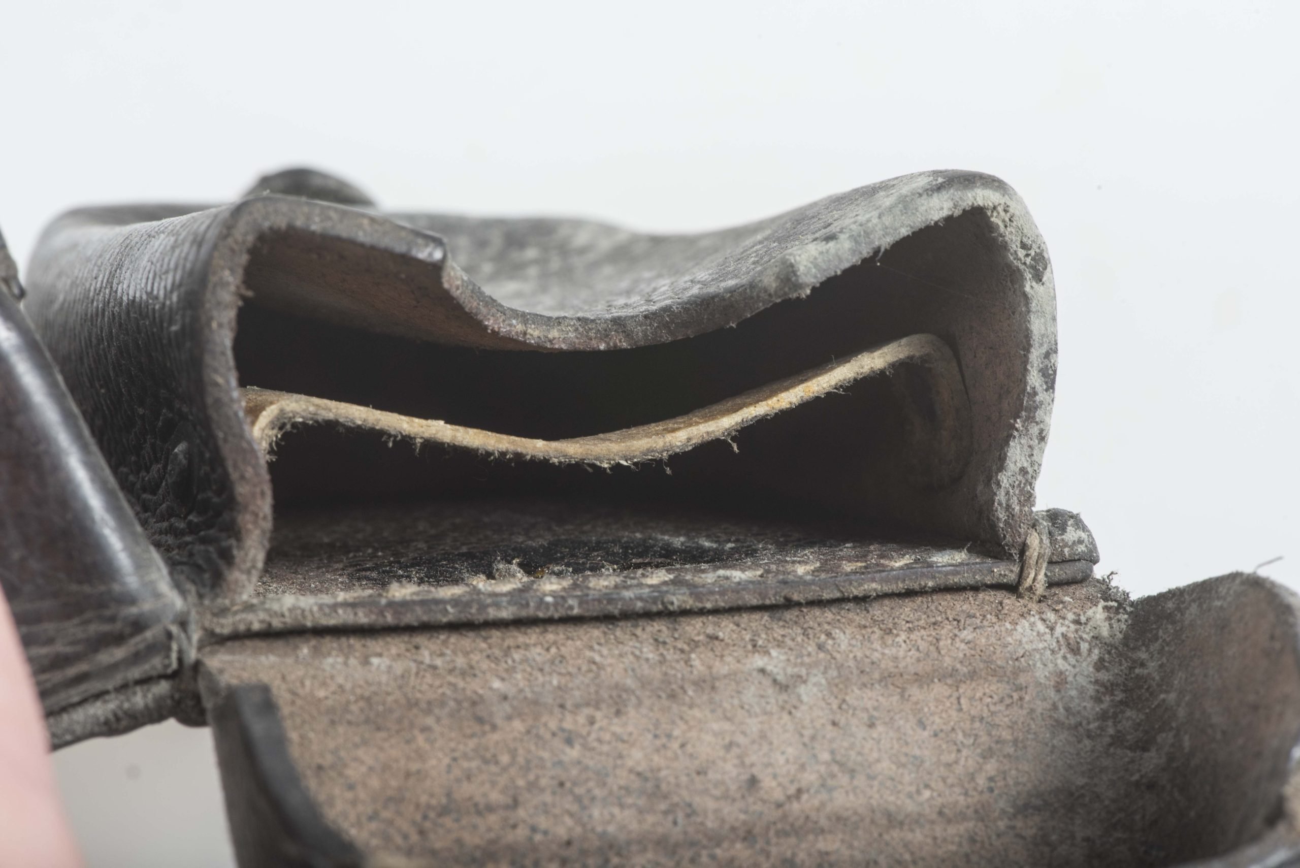 K98 ammunition pouch marked Stecher Freiberg 1939 — image 8