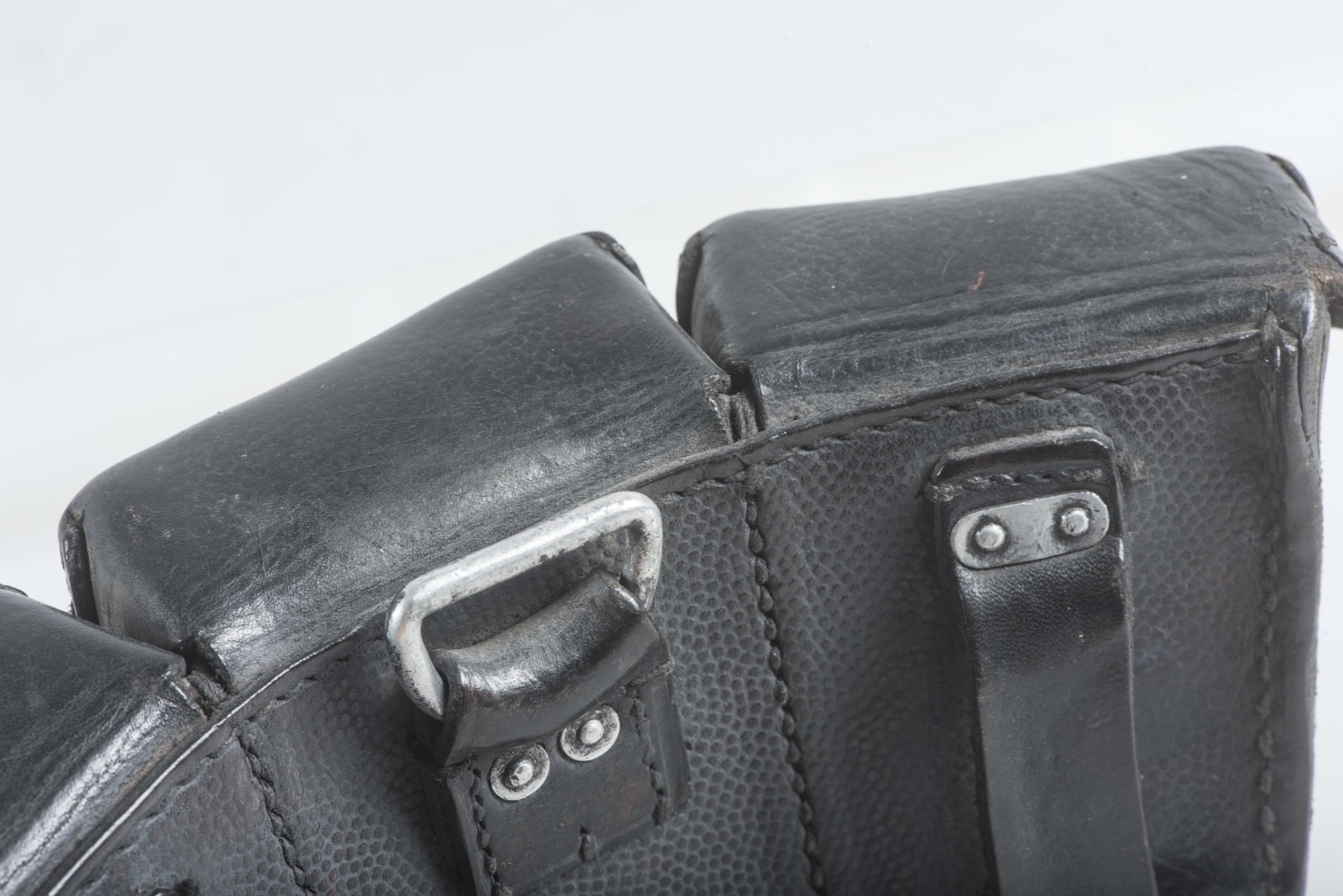 K98 ammunition pouch marked Otto Gehrkens 1938 — image 5