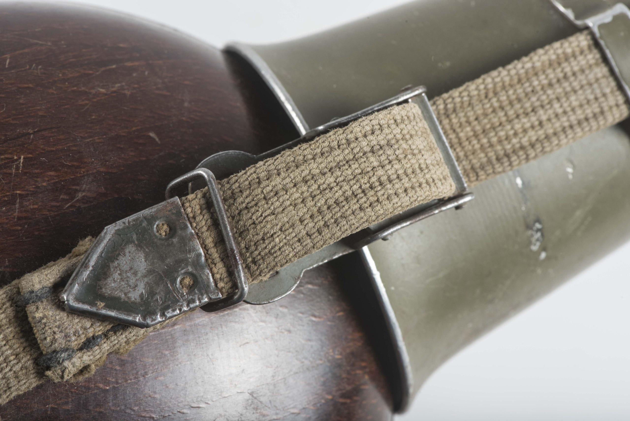 Coconut canteen marked HRE 42 with rare green painted cup — image 5