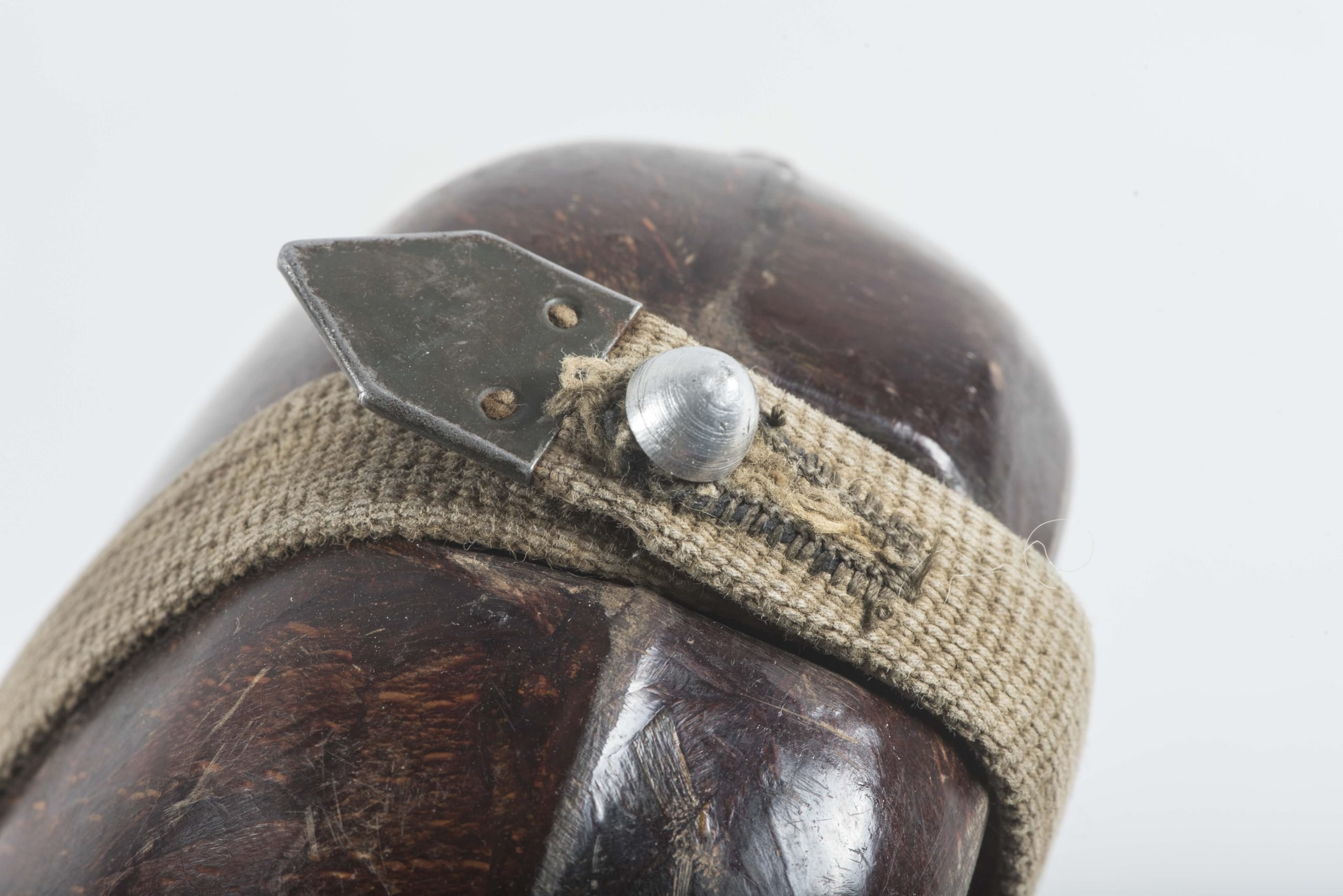 Coconut canteen marked HRE 42 with rare green painted cup — image 6