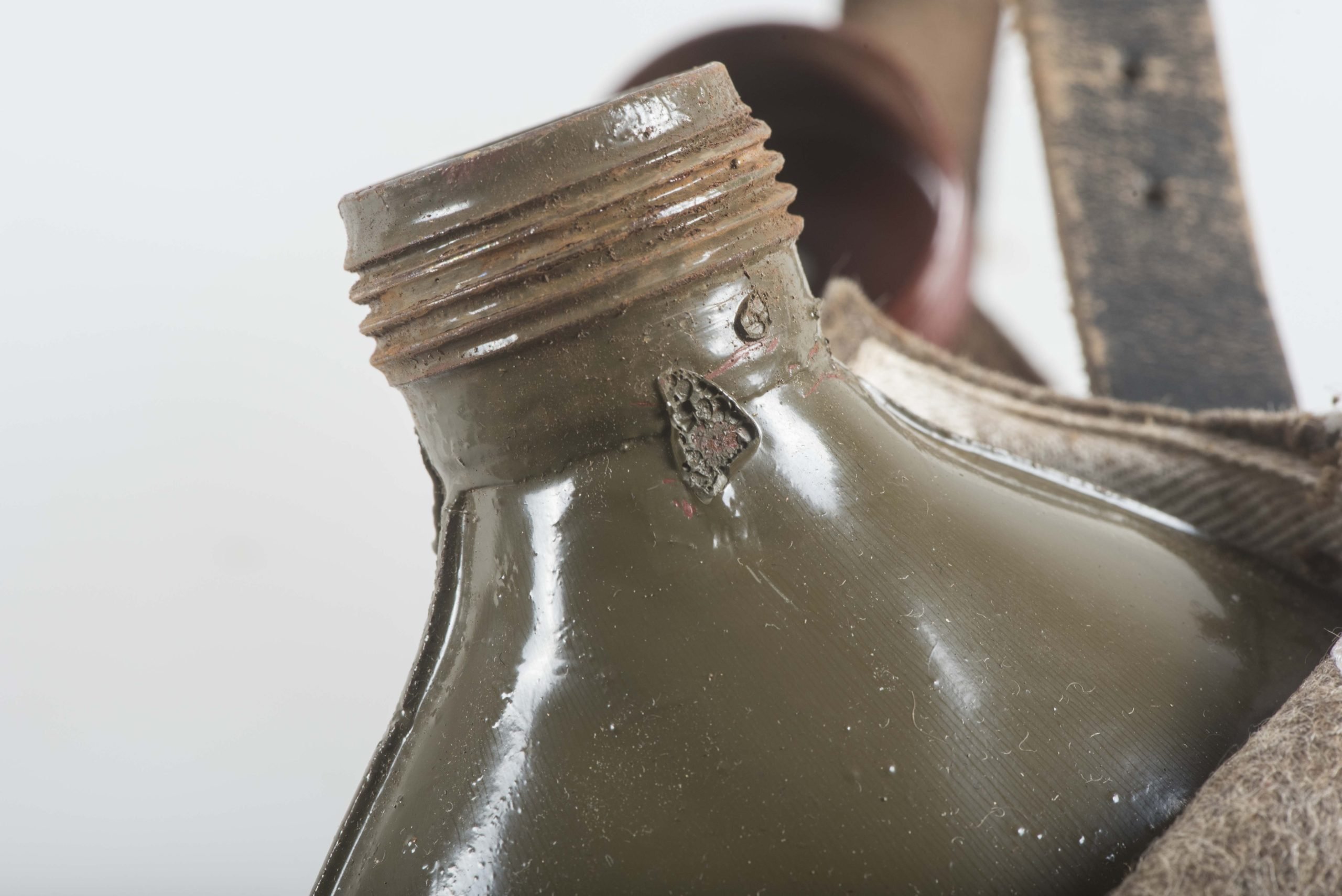 M42 canteen marked RFI 43 — image 9