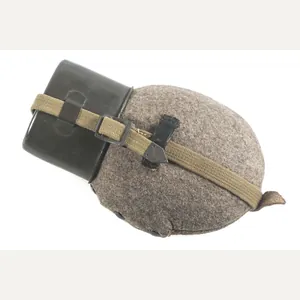 M42 canteen marked SMM 44