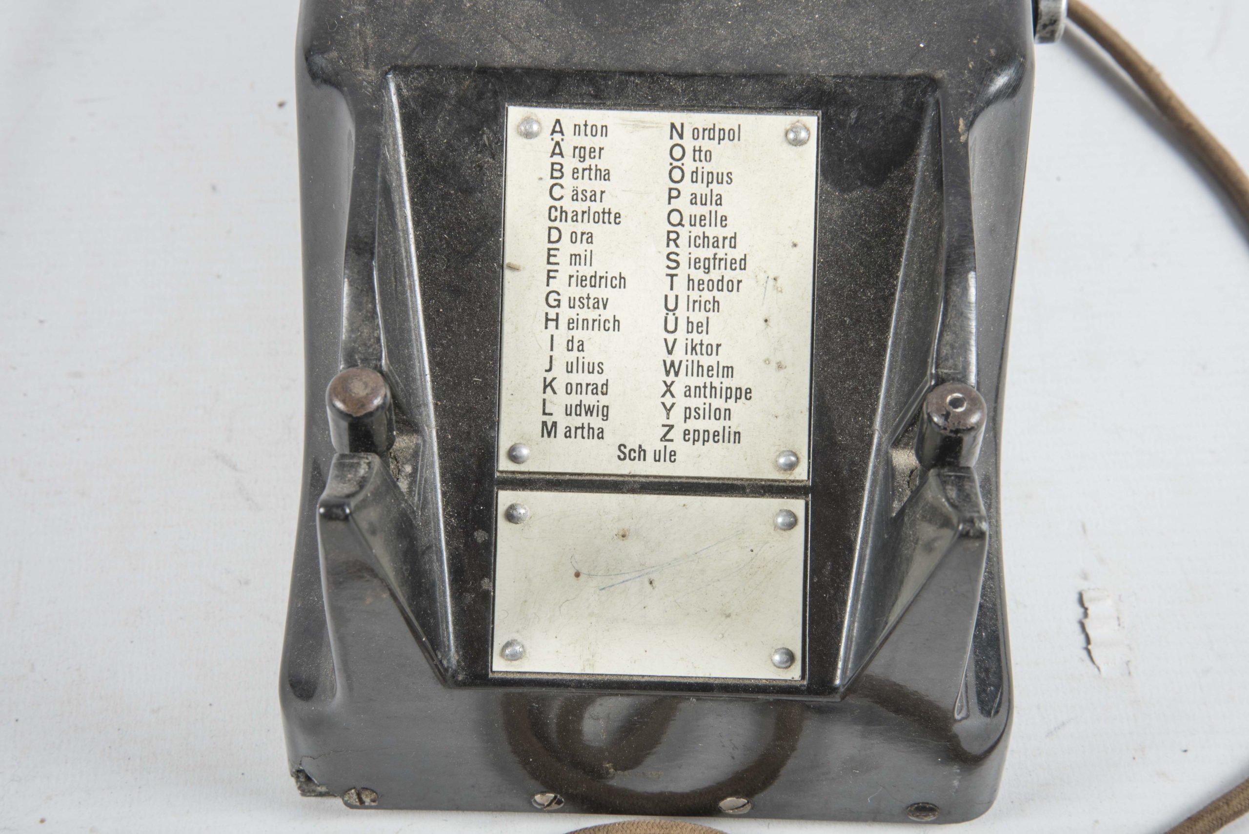 Tischfernsprecher marked Mix & Genest 1941 — image 2