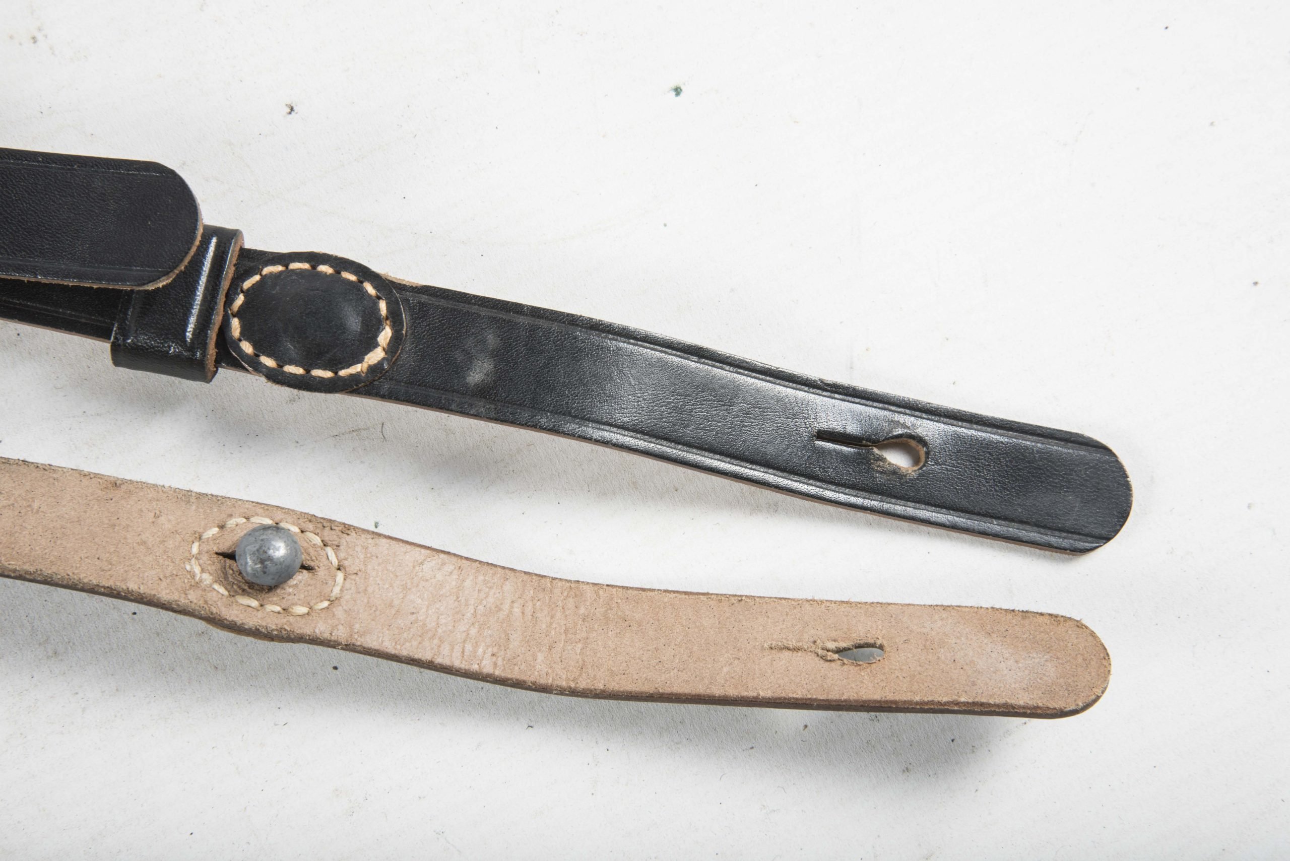 Carrying strap marked Otto Sindel Berlin 1940 — image 3