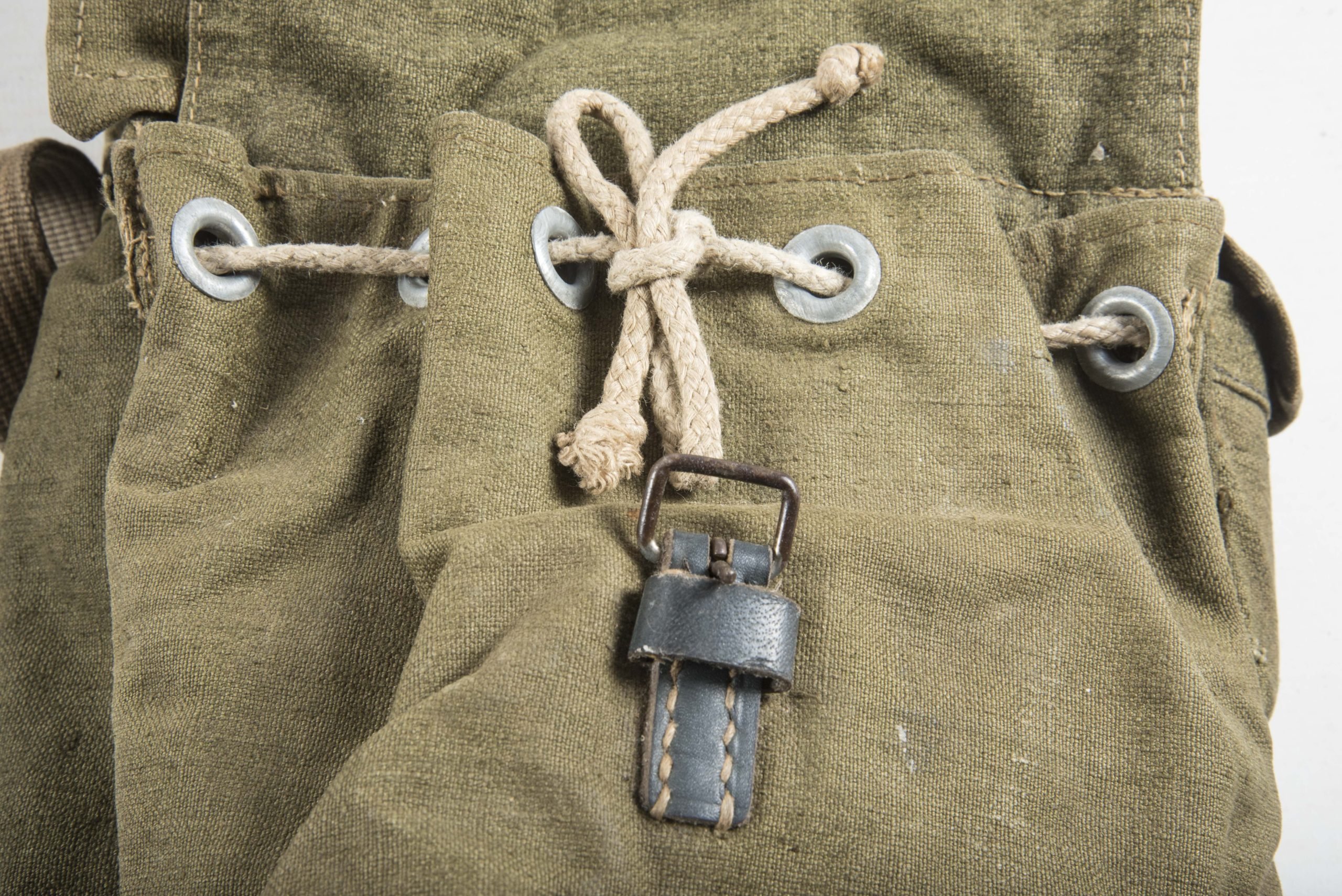 Modified pioneer pouch to Rucksack — image 7