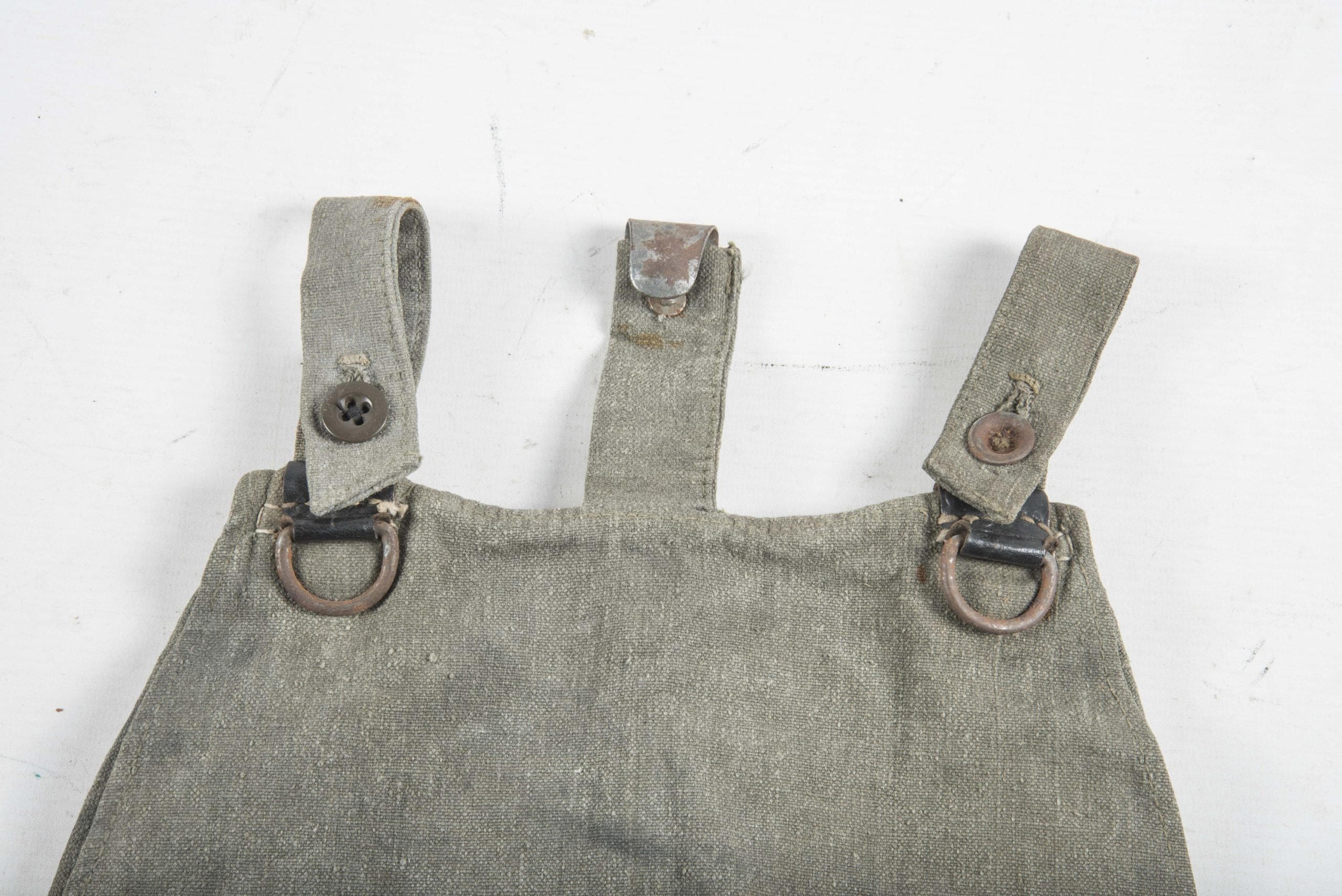 Late war breadbag in rough grey canvas — image 2
