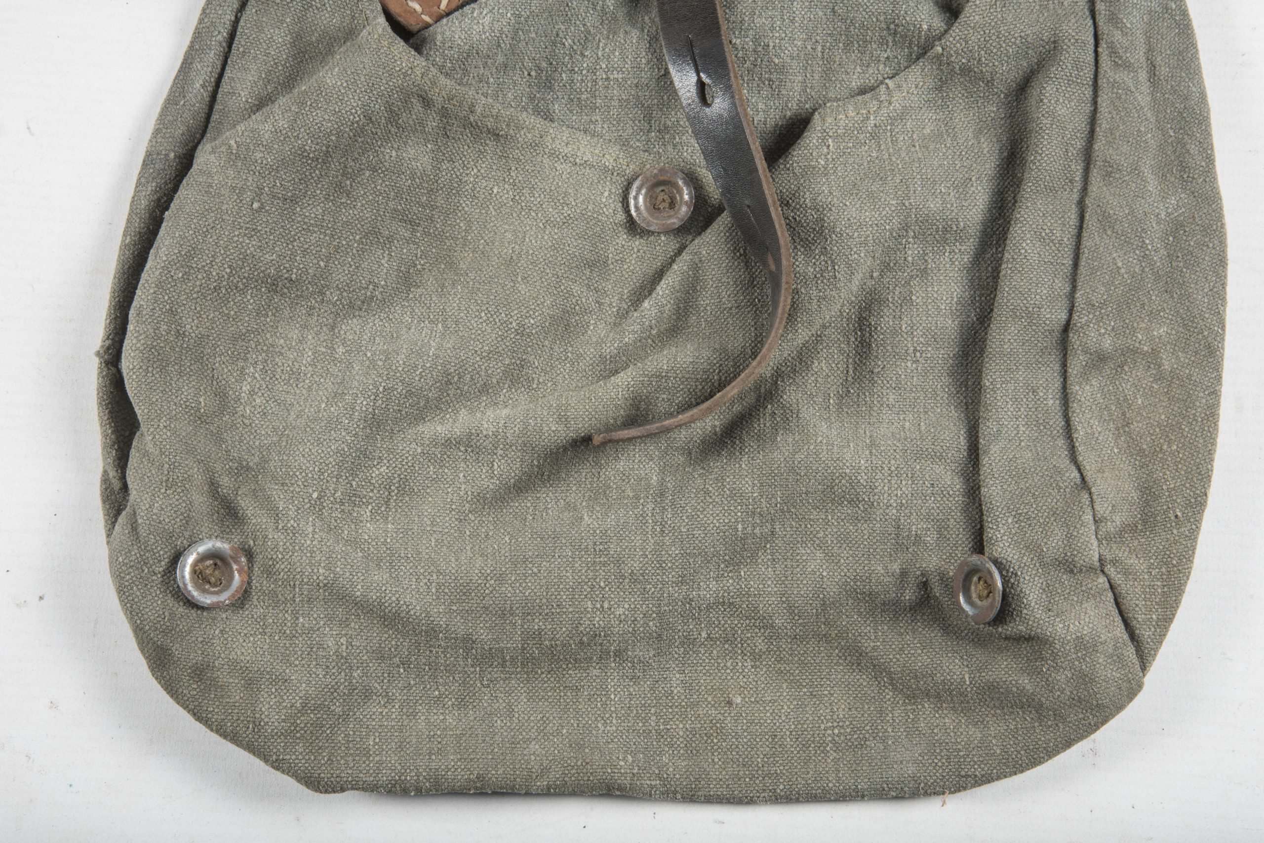 Late war breadbag in rough grey canvas — image 5