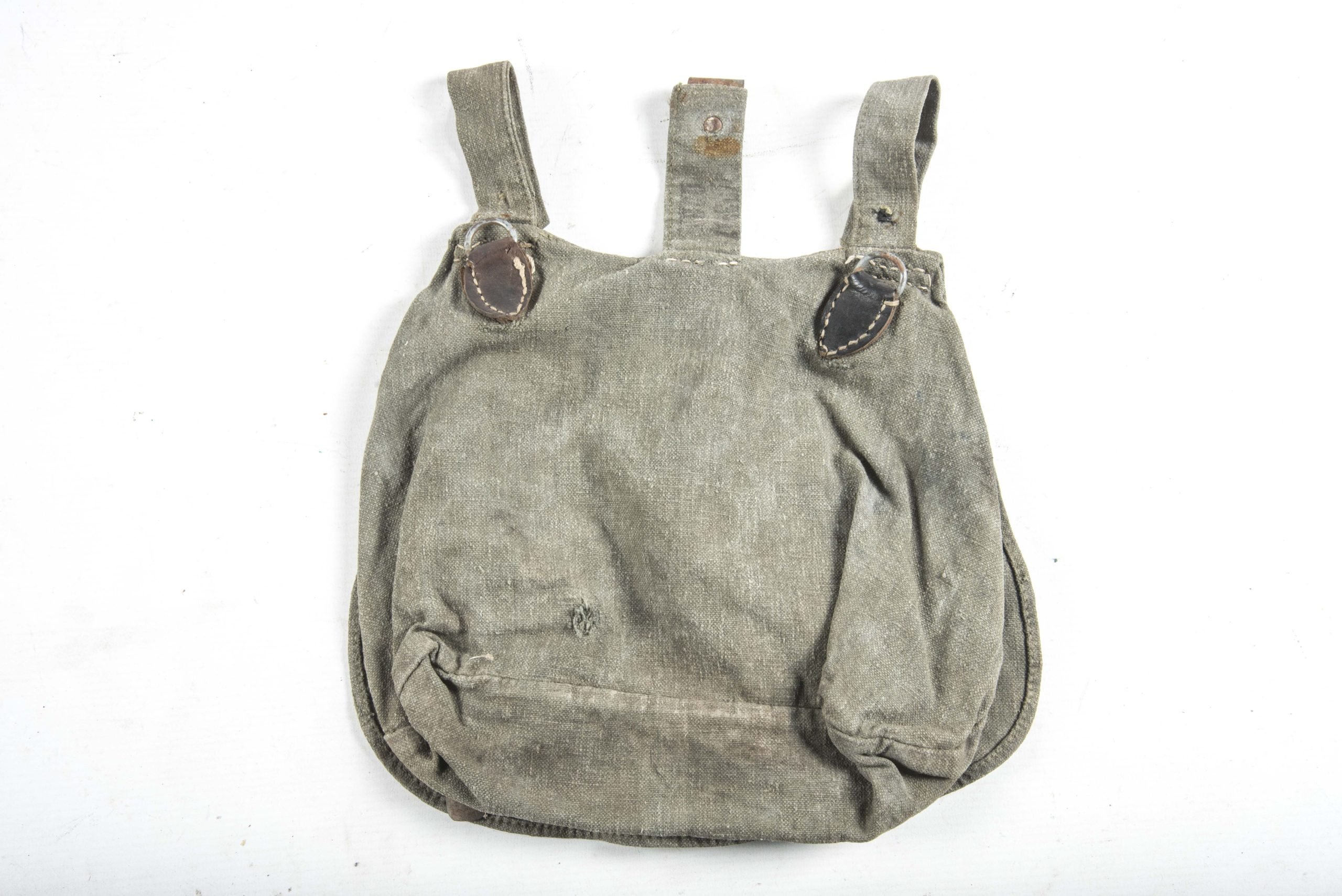 Late war breadbag in rough grey canvas — image 6