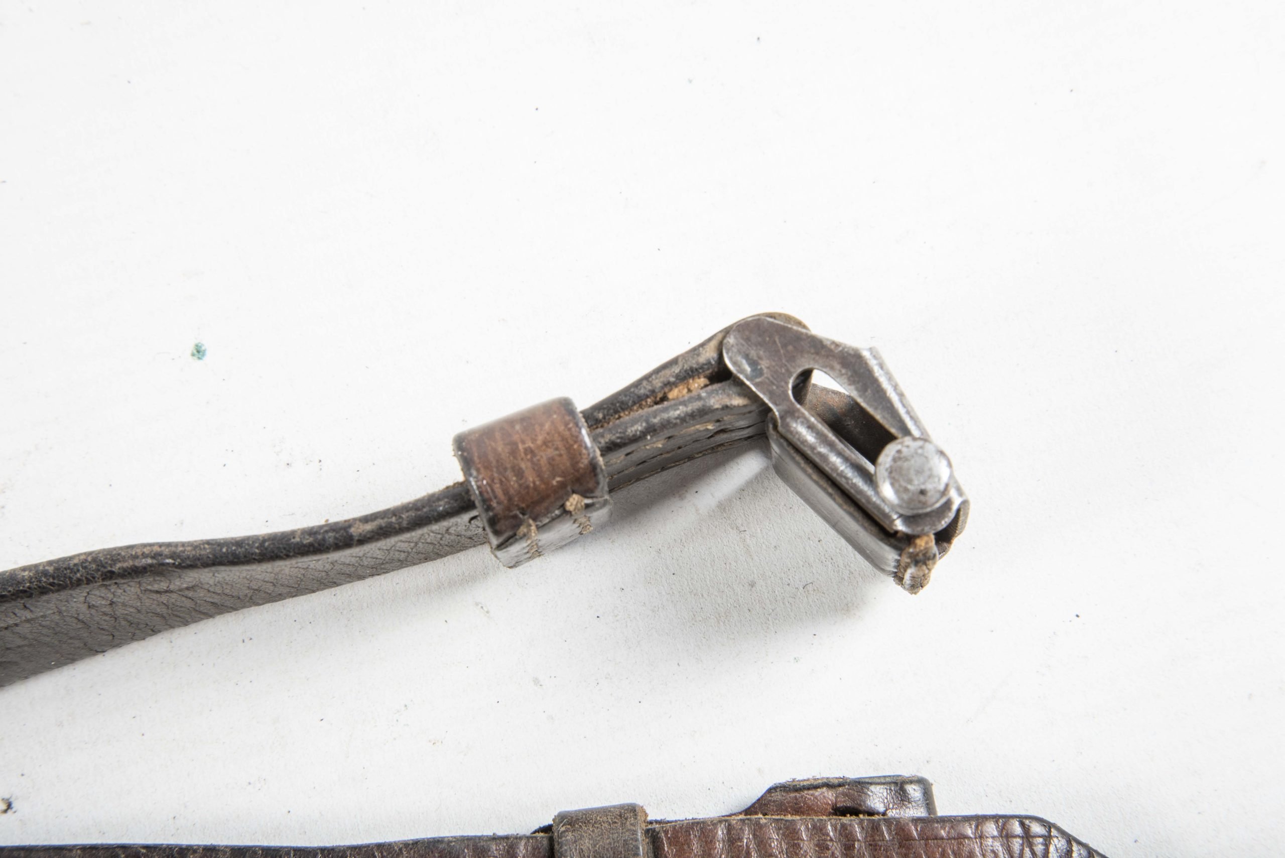 Leather K98 sling marked cog — image 5
