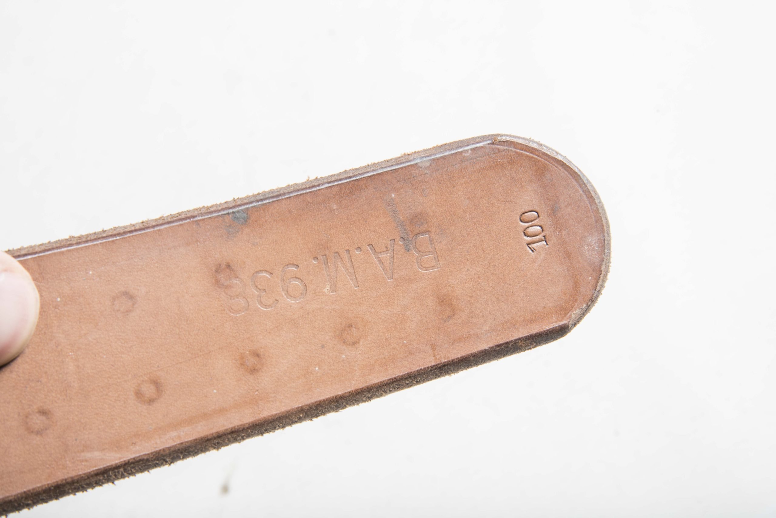 Unissued brown leather equipment belt marked Karl Kühne Lüdenscheid 1938 size 100 — image 4