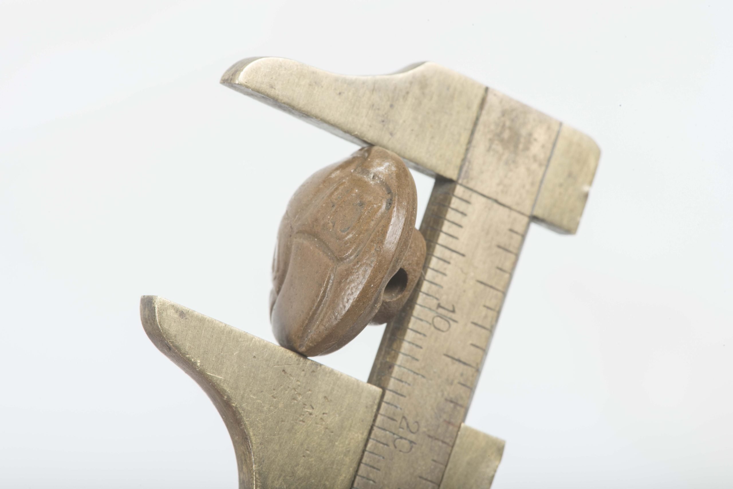 1x Brown phenolic RZM button HJ / DJ 17 mm — image 3