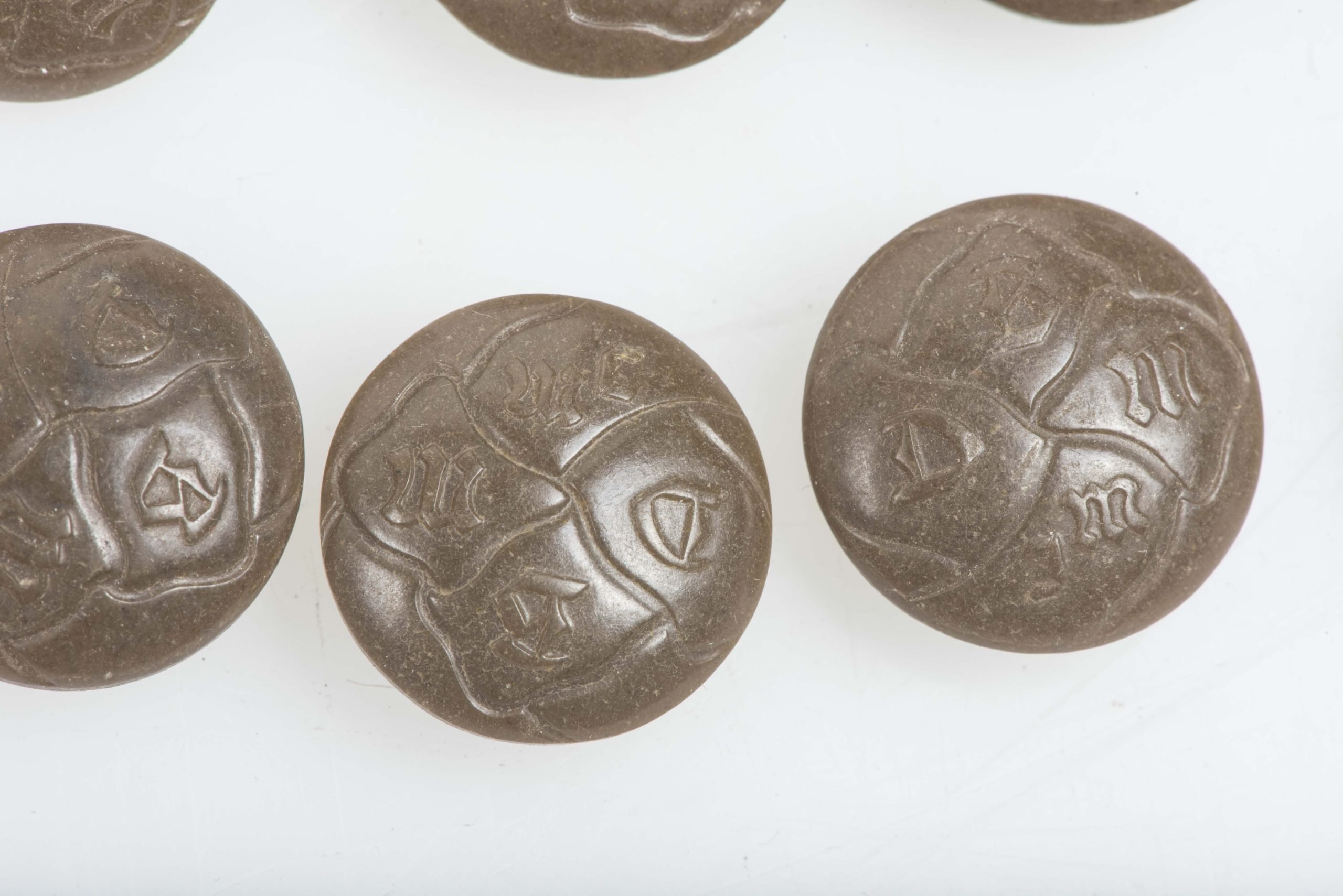 1x Brown phenolic RZM button BDM / JM 17 mm — image 3