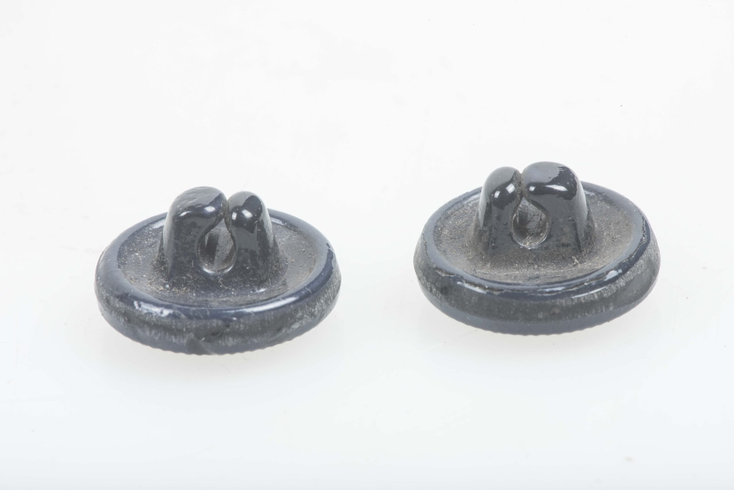 1x Blue glass Luftwaffe M43 cap button 15 mm — image 3