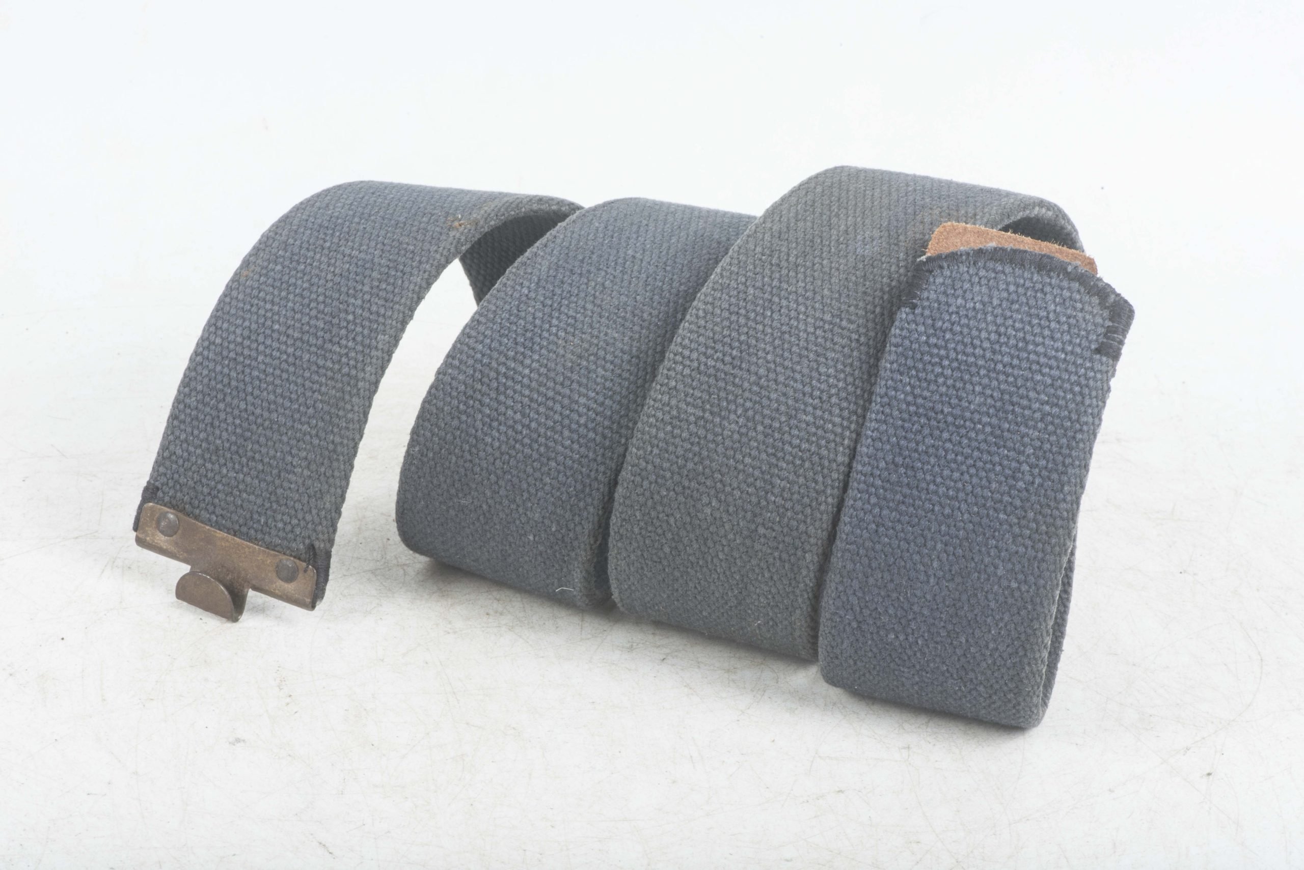 Rare late war Luftwaffe blue webbing equipment belt size 82 marked RB-Nr. 0/0365/0012 — image 4