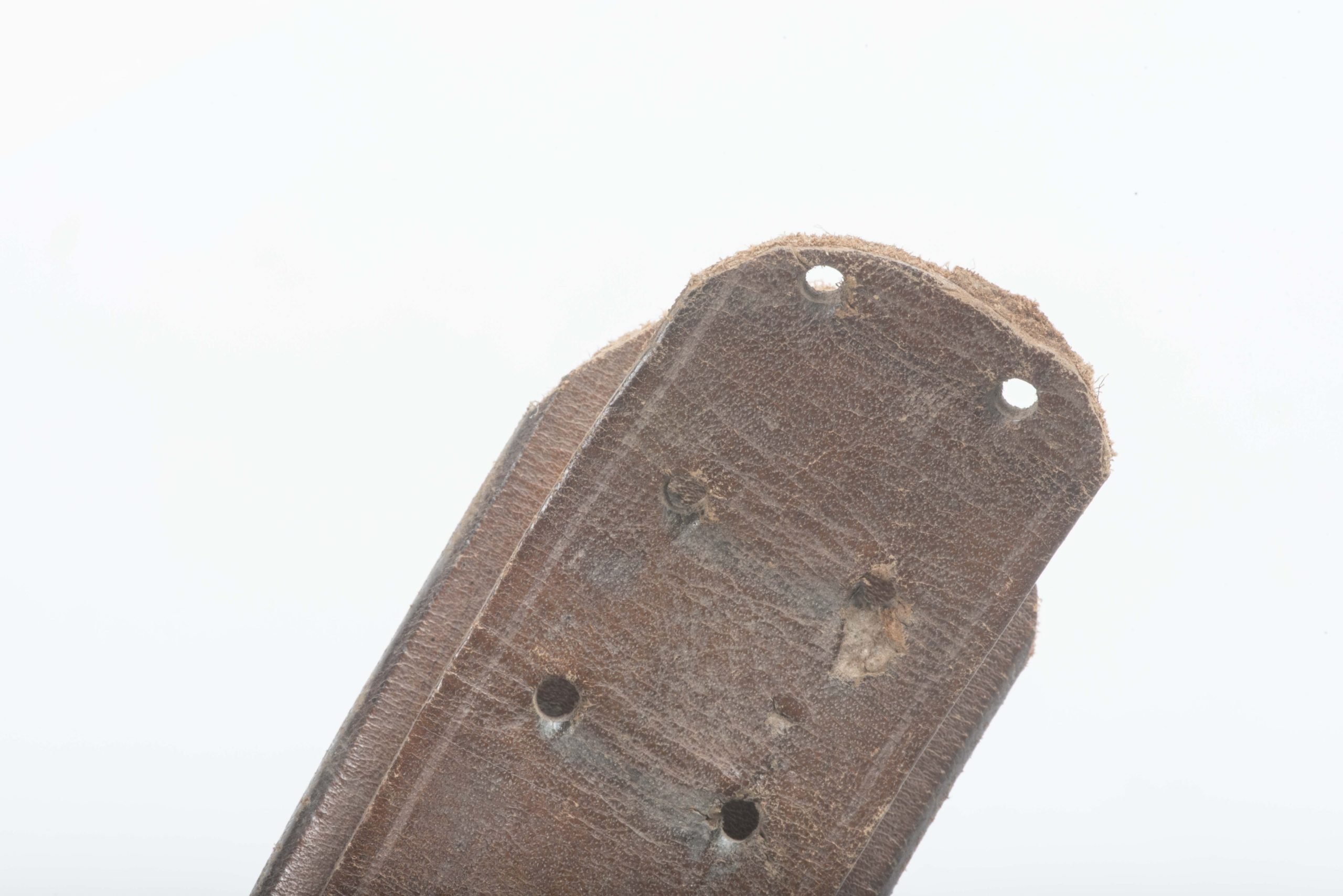 Leather equipment belt marked Wittkop & Co., Bielefeld 1942 named Uffz. Jung — image 12