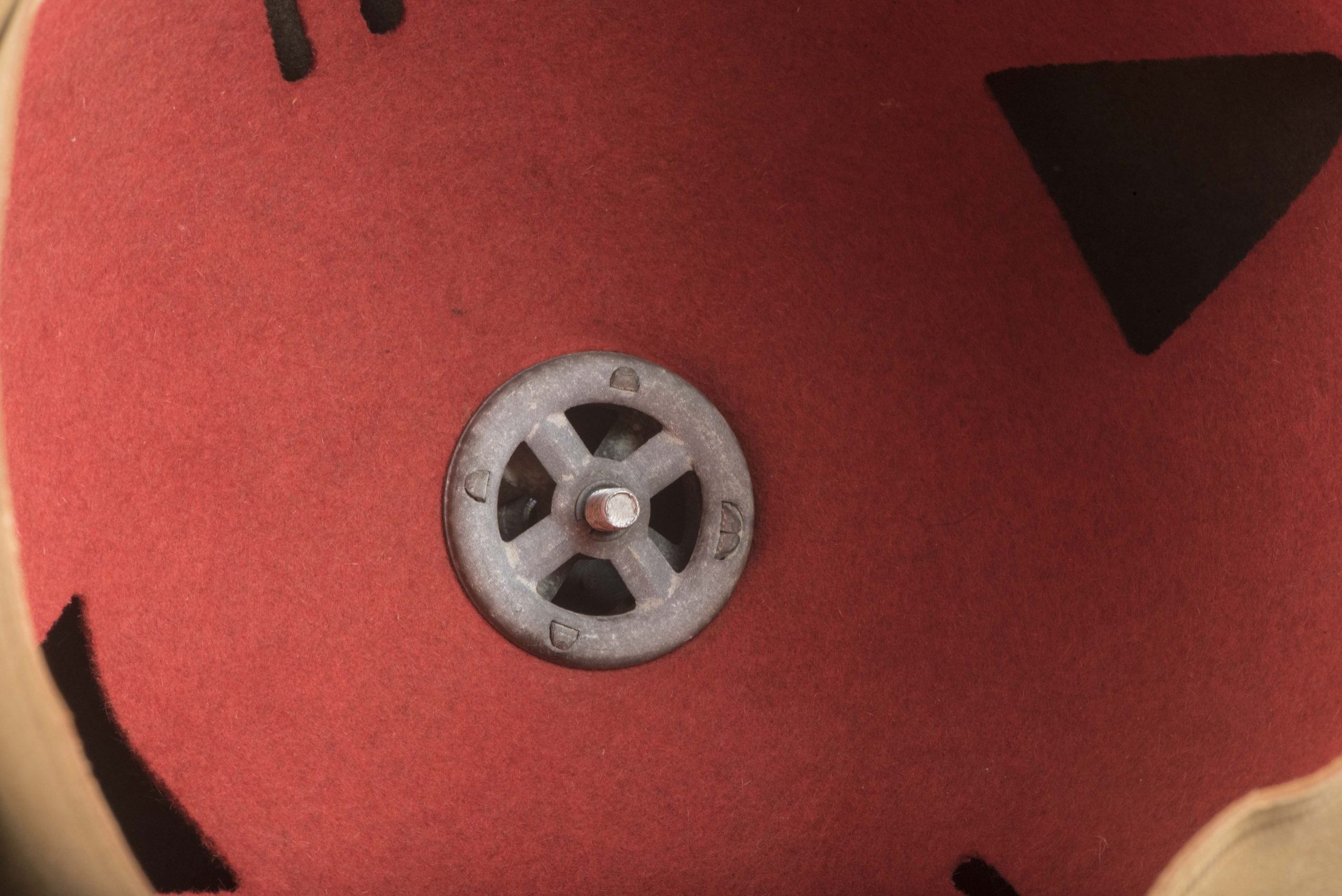 Unissued pith helmet dated 3.42 size 55 F.ST. L — image 11