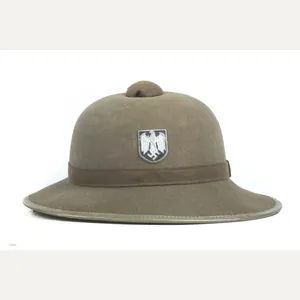 Unissued pith helmet dated 3.42 size 55 F.ST. L