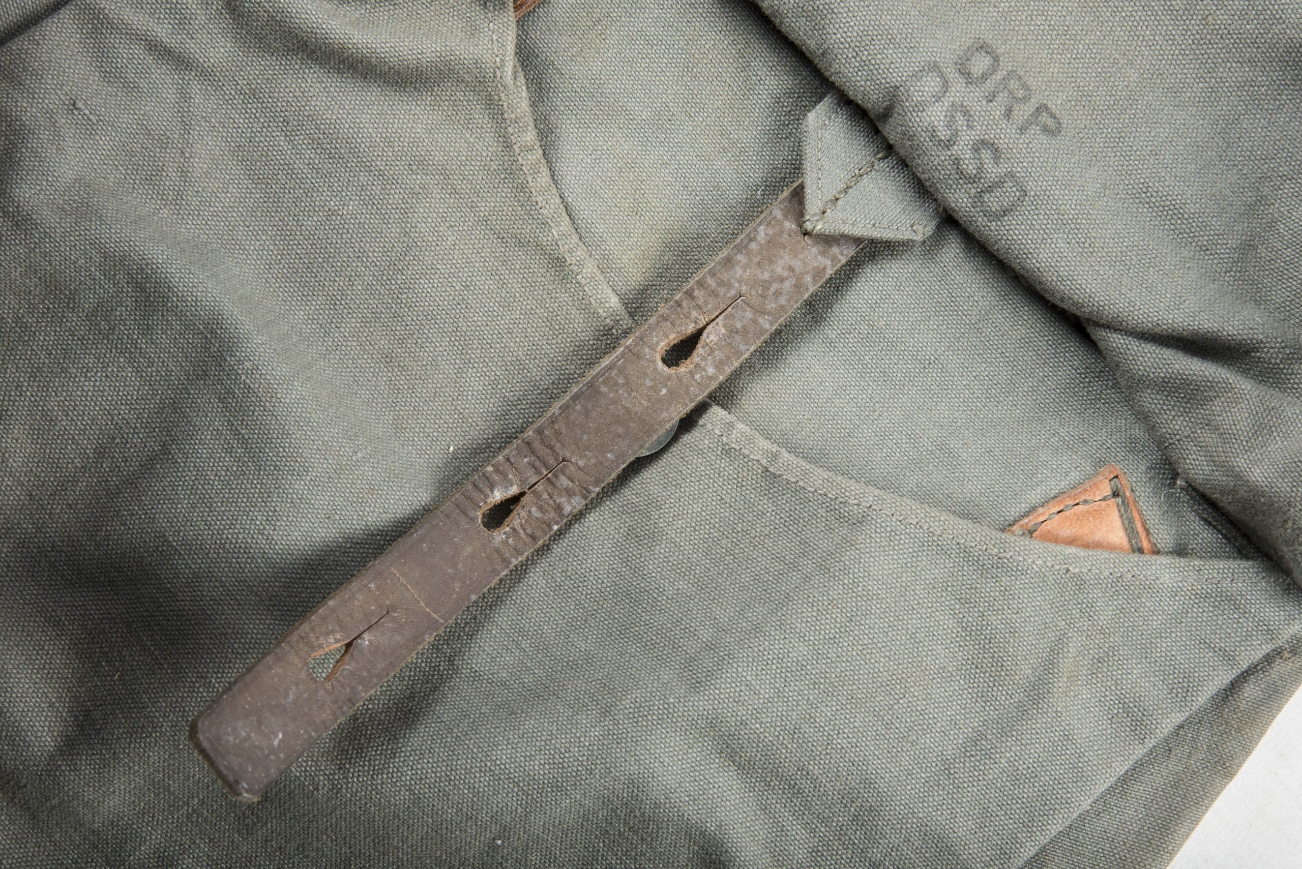 Pre war M31 breadbag marked DRP DSSD — image 6