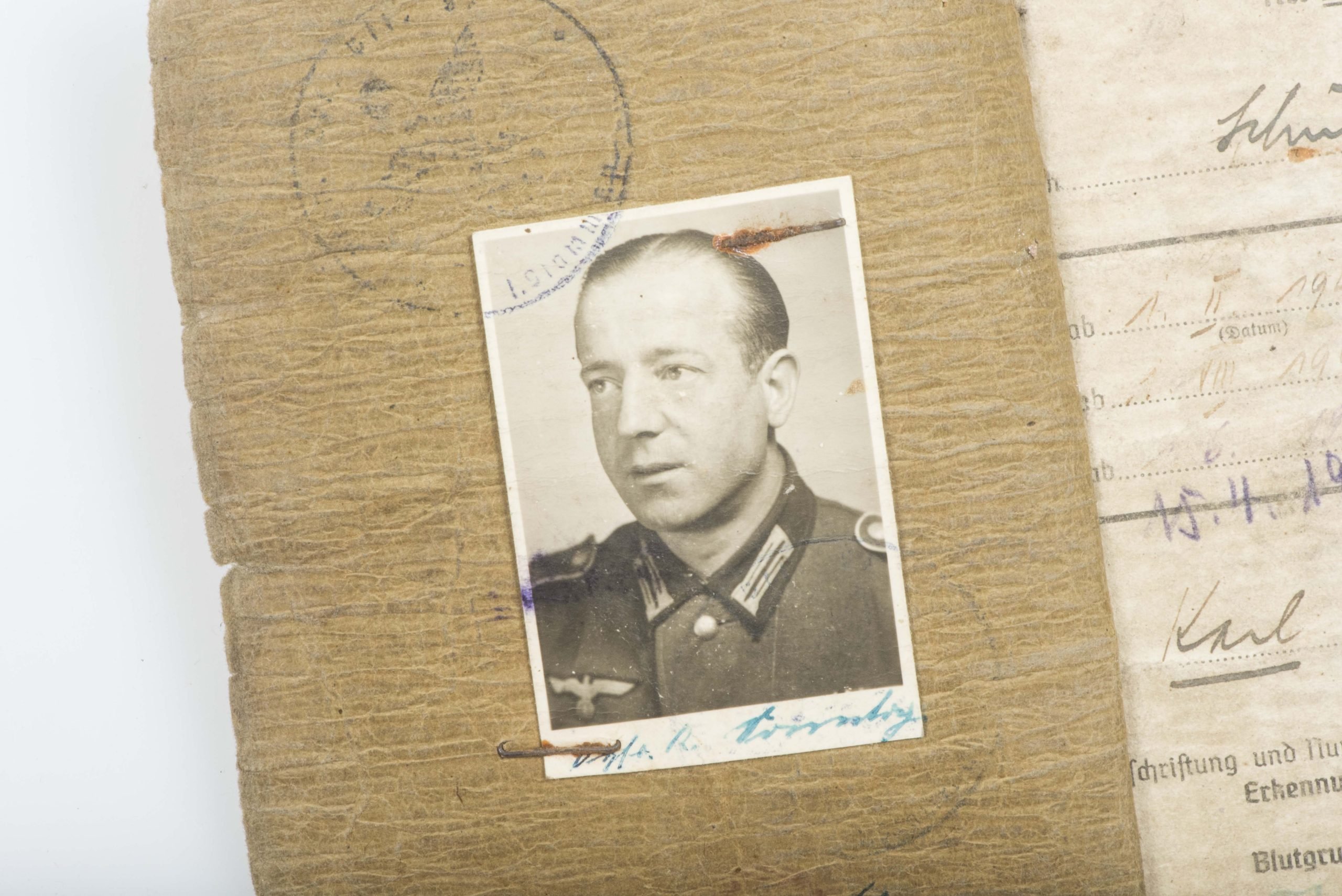 Soldbuch to Karl Ernst Sonntag, Grenadier Regiment 1044 — image 2