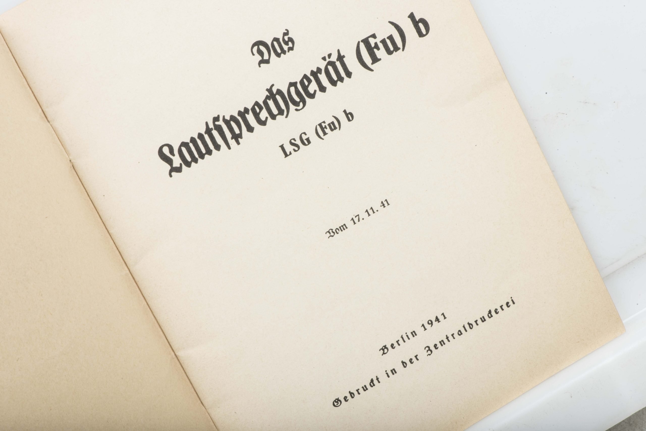 D 1020/1 Das Lautsprechgerät (fu) b LSG (Fu) b 17.11.41 — image 2