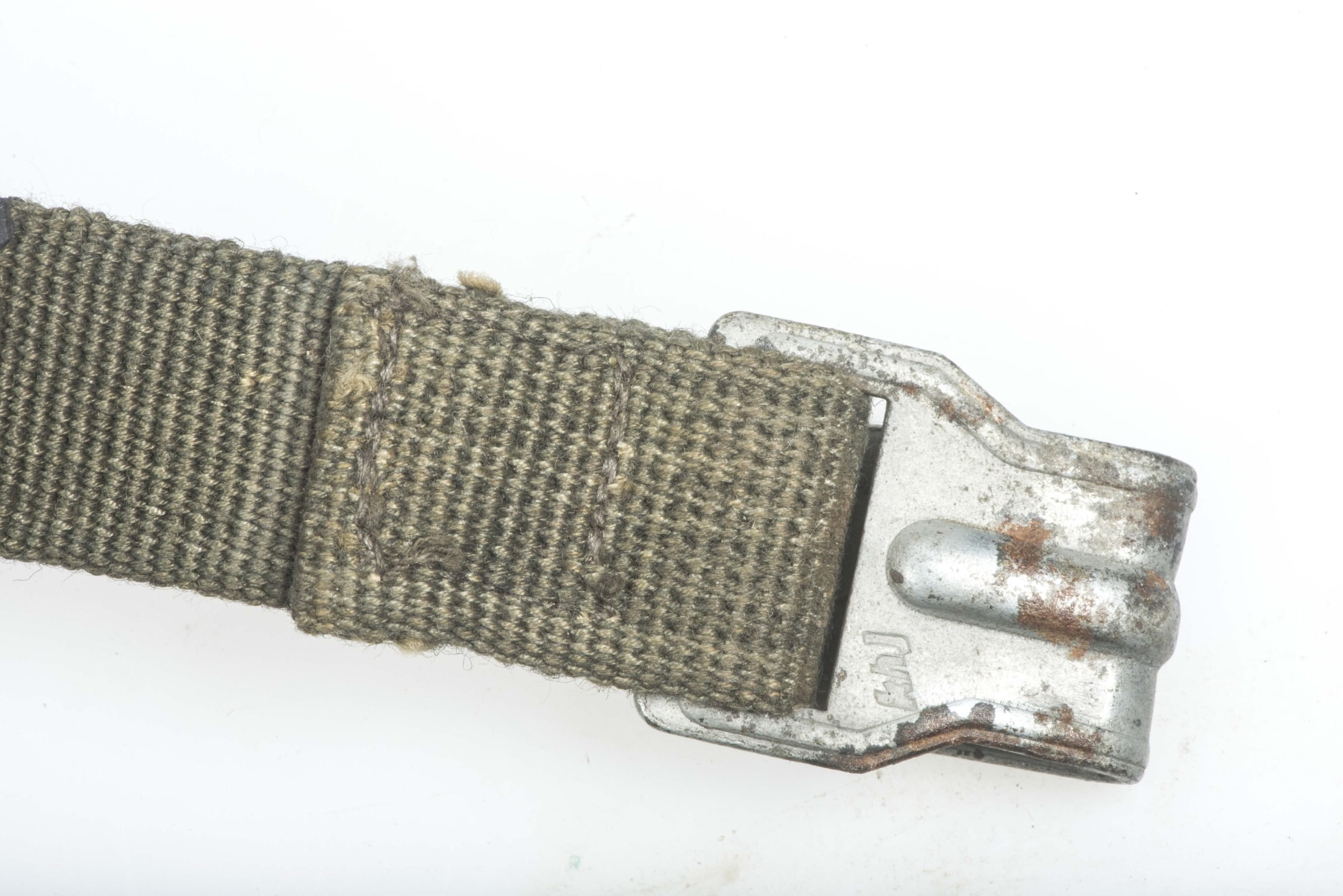 Textbook late war matching set of gasmask canister straps marked ebd 44 — image 5