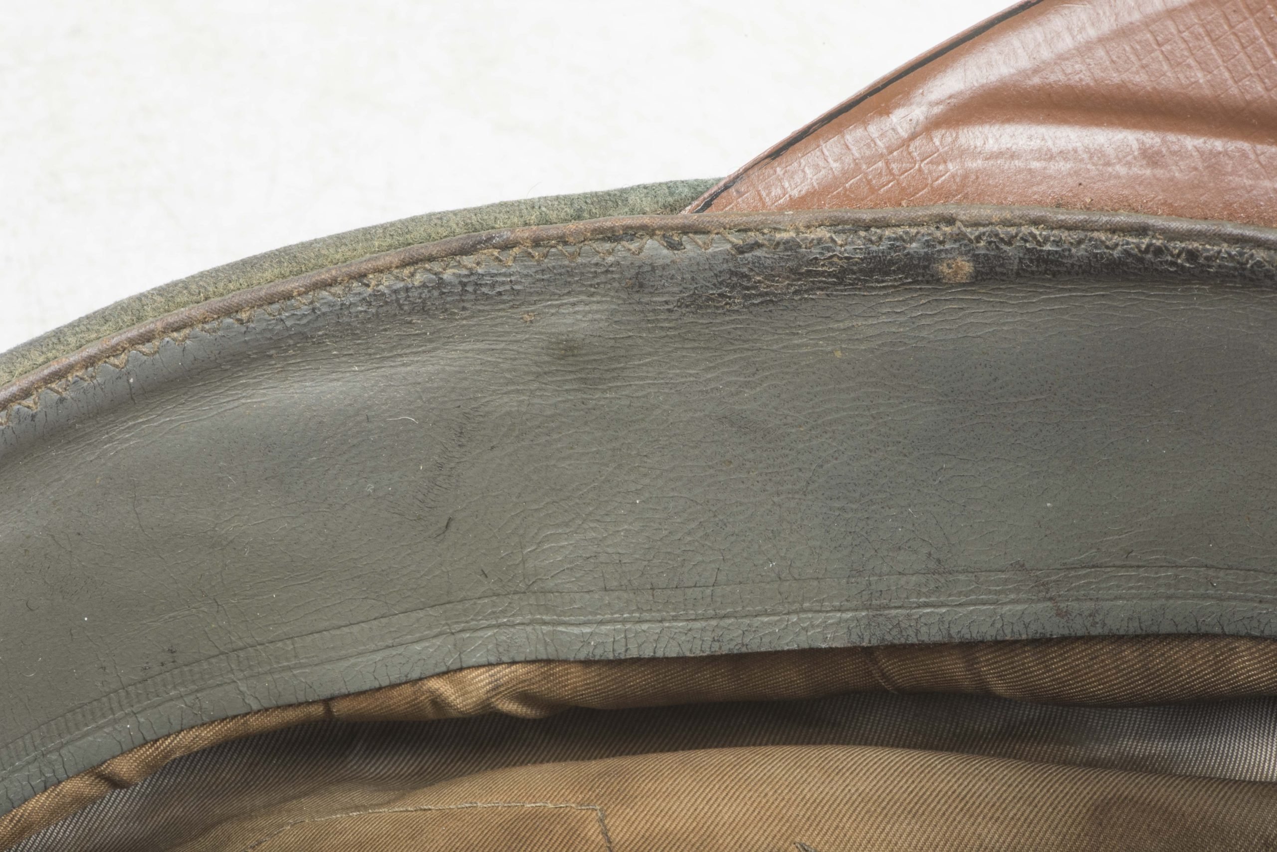 Heer officer Carl Wagner visor for Offiziere der Infanterie — image 15