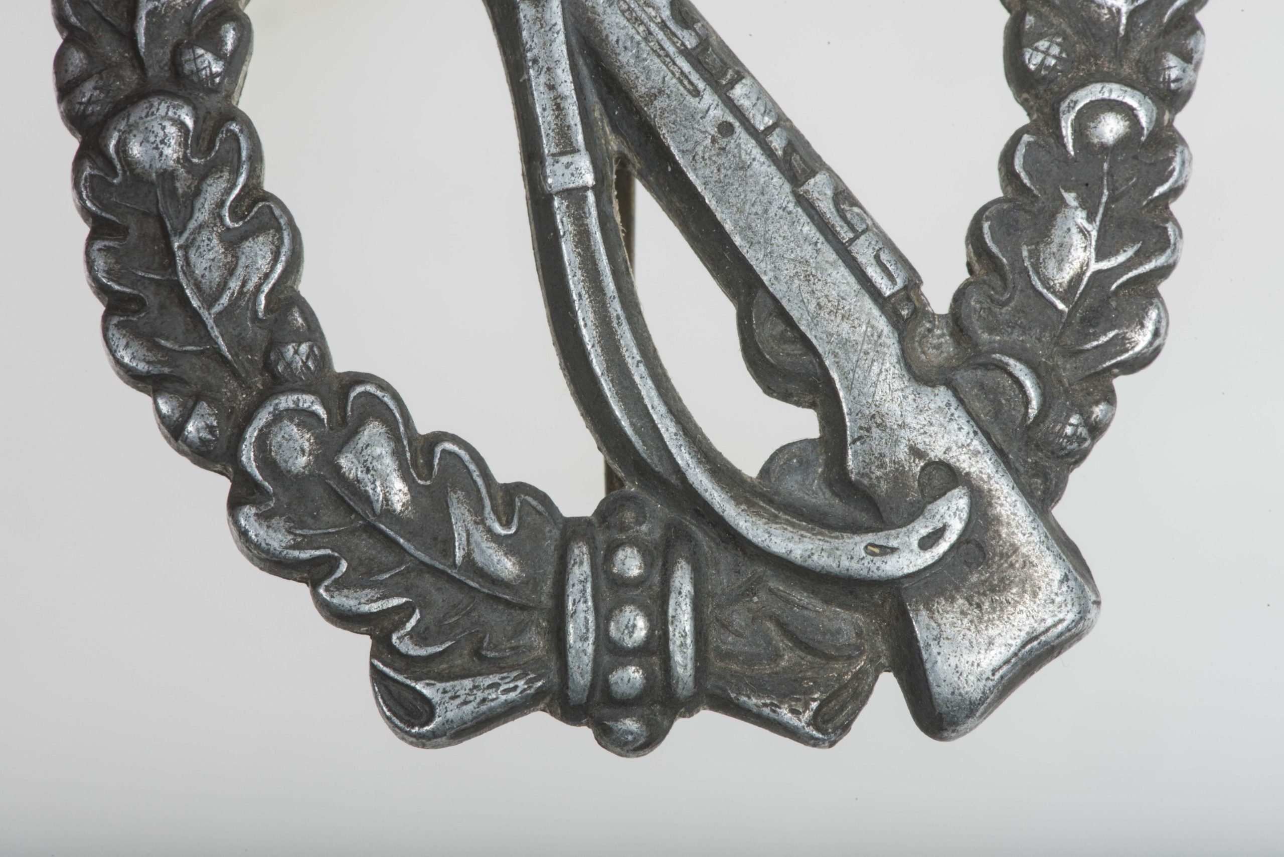 Nahkampfspange Soldbuch grouping Paul Pützer, Grenadier-Regiment 453 and 2. Fallschirmjäger-Division — image 19