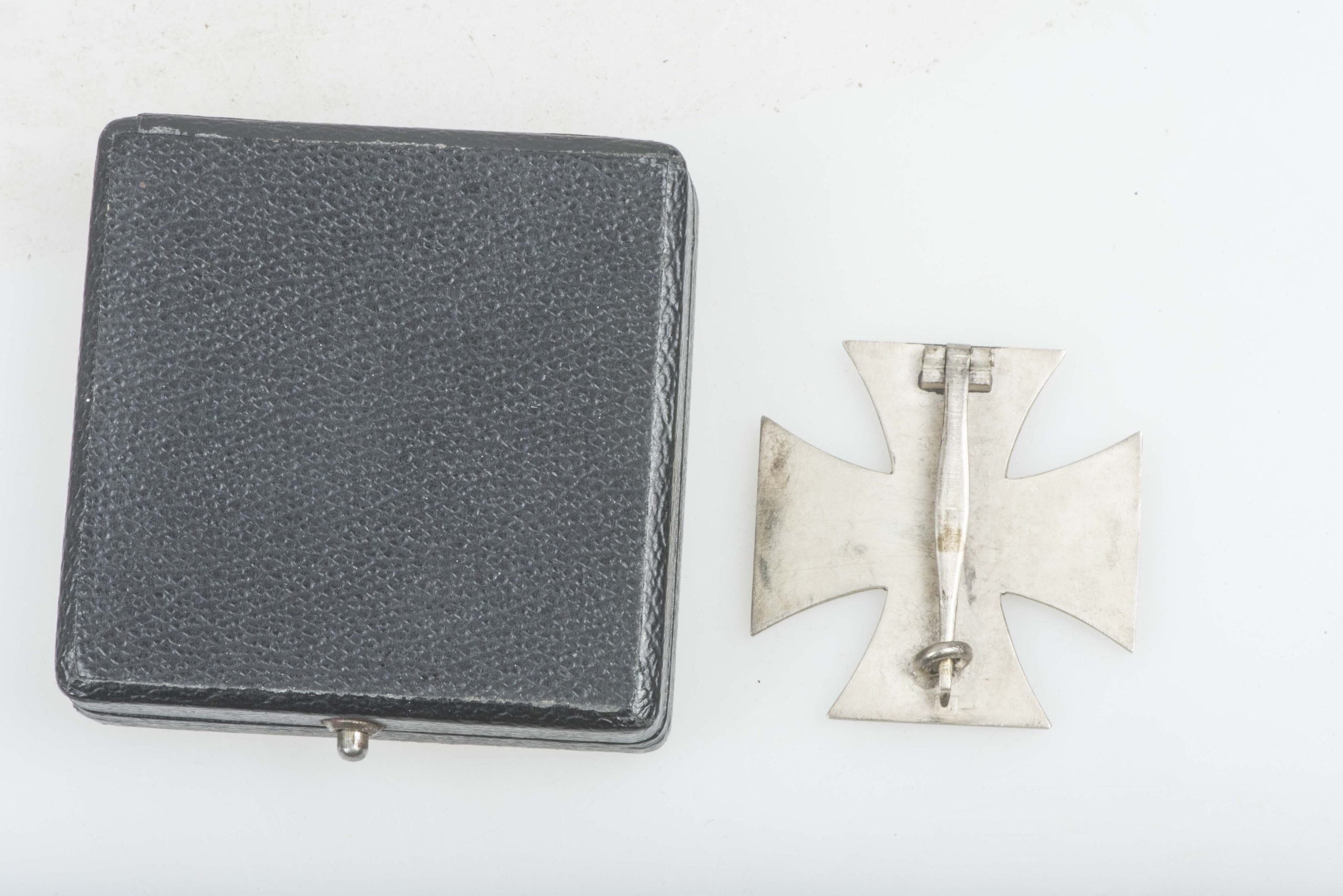 Nahkampfspange Soldbuch grouping Paul Pützer, Grenadier-Regiment 453 and 2. Fallschirmjäger-Division — image 23