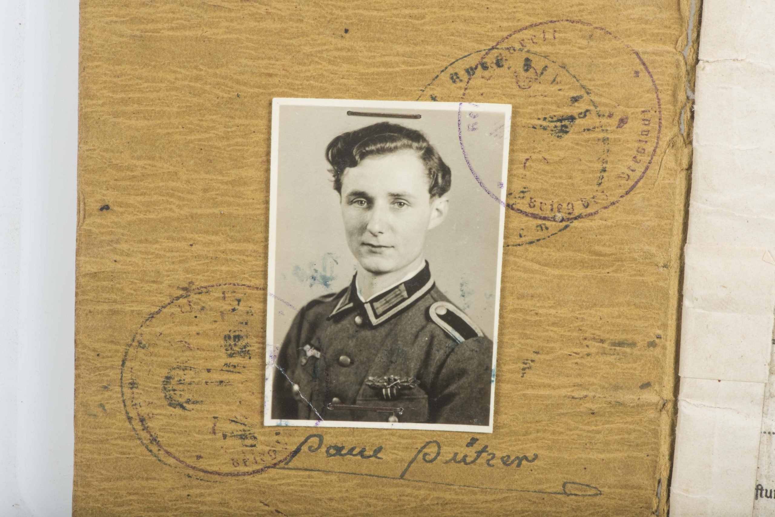 Nahkampfspange Soldbuch grouping Paul Pützer, Grenadier-Regiment 453 and 2. Fallschirmjäger-Division — image 35