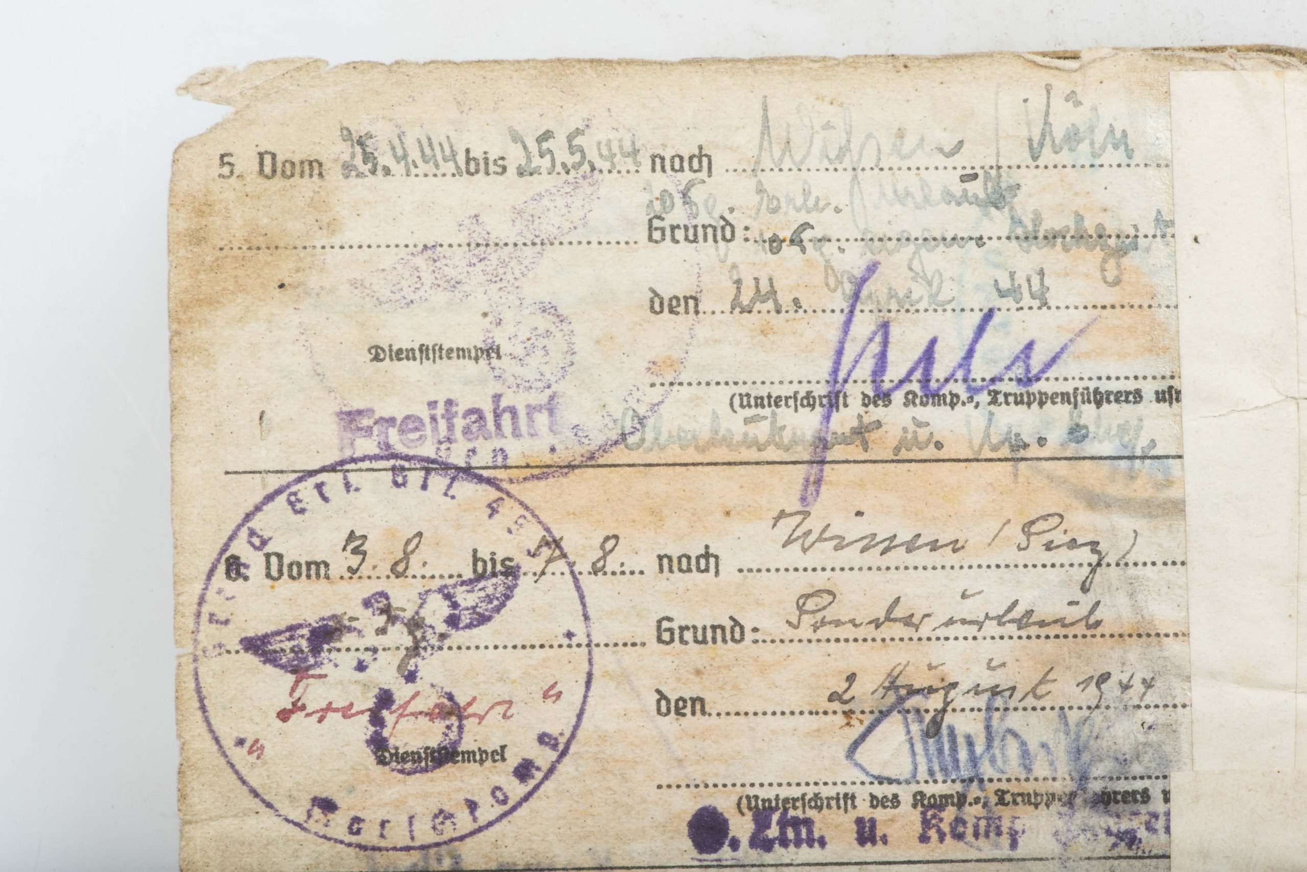 Nahkampfspange Soldbuch grouping Paul Pützer, Grenadier-Regiment 453 and 2. Fallschirmjäger-Division — image 75